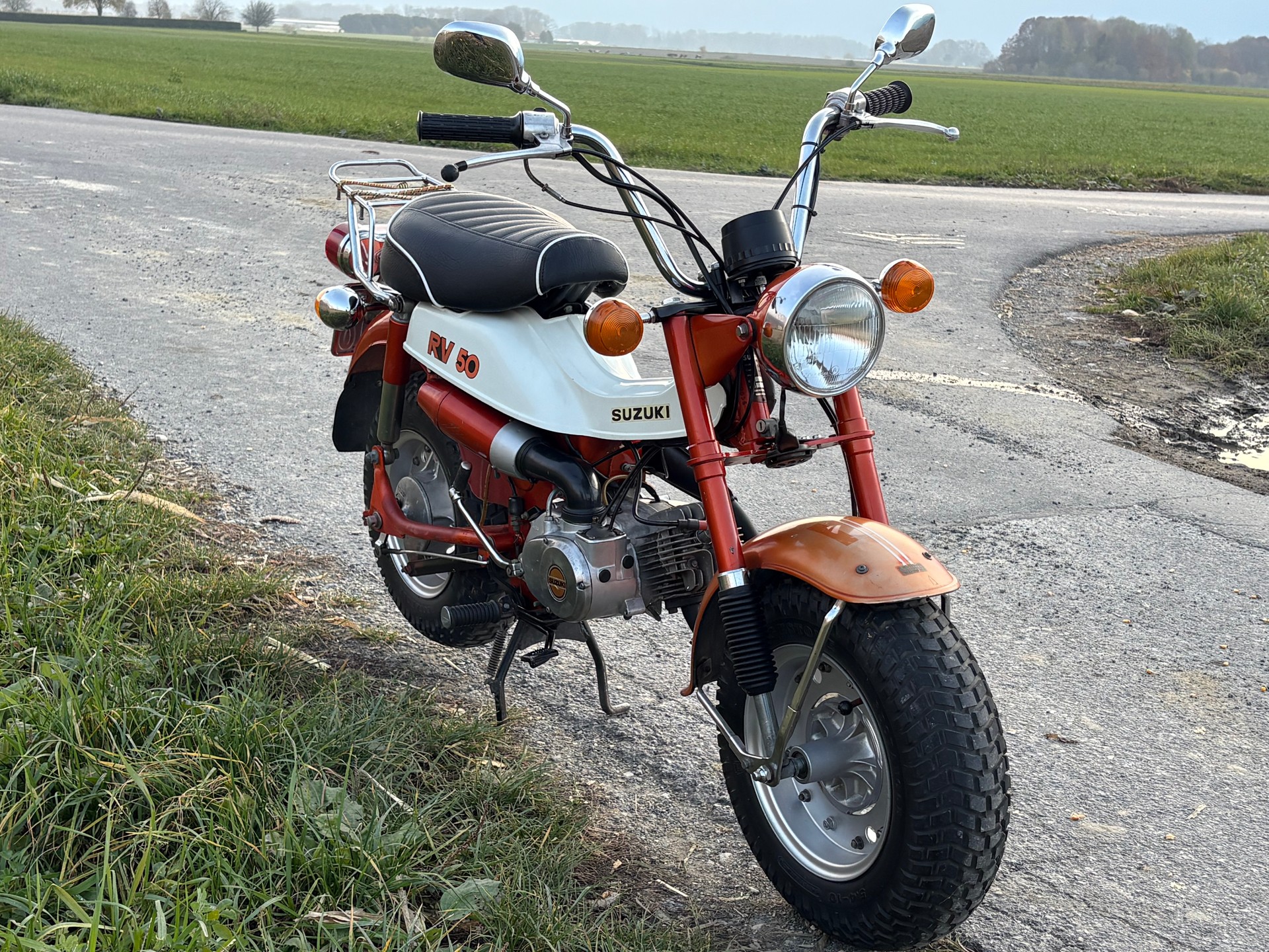 SUZUKI RV-image-4