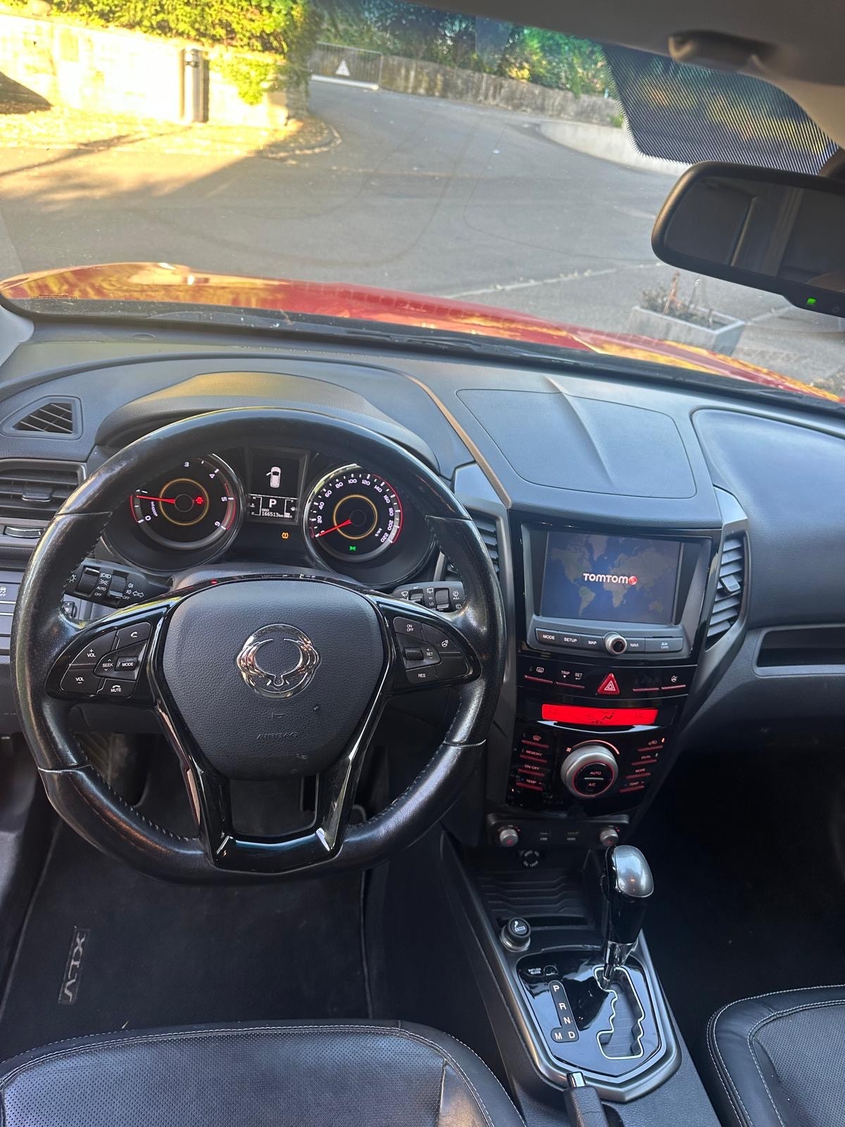 KGM-SsangYong XLV 1.6 eXDi Crystal 4WD Automatic-image-7