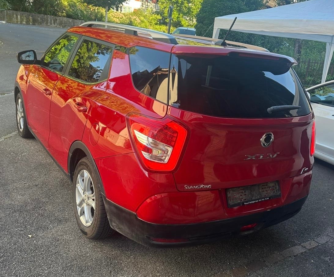 KGM-SsangYong XLV 1.6 eXDi Crystal 4WD Automatic-showroom-element-3