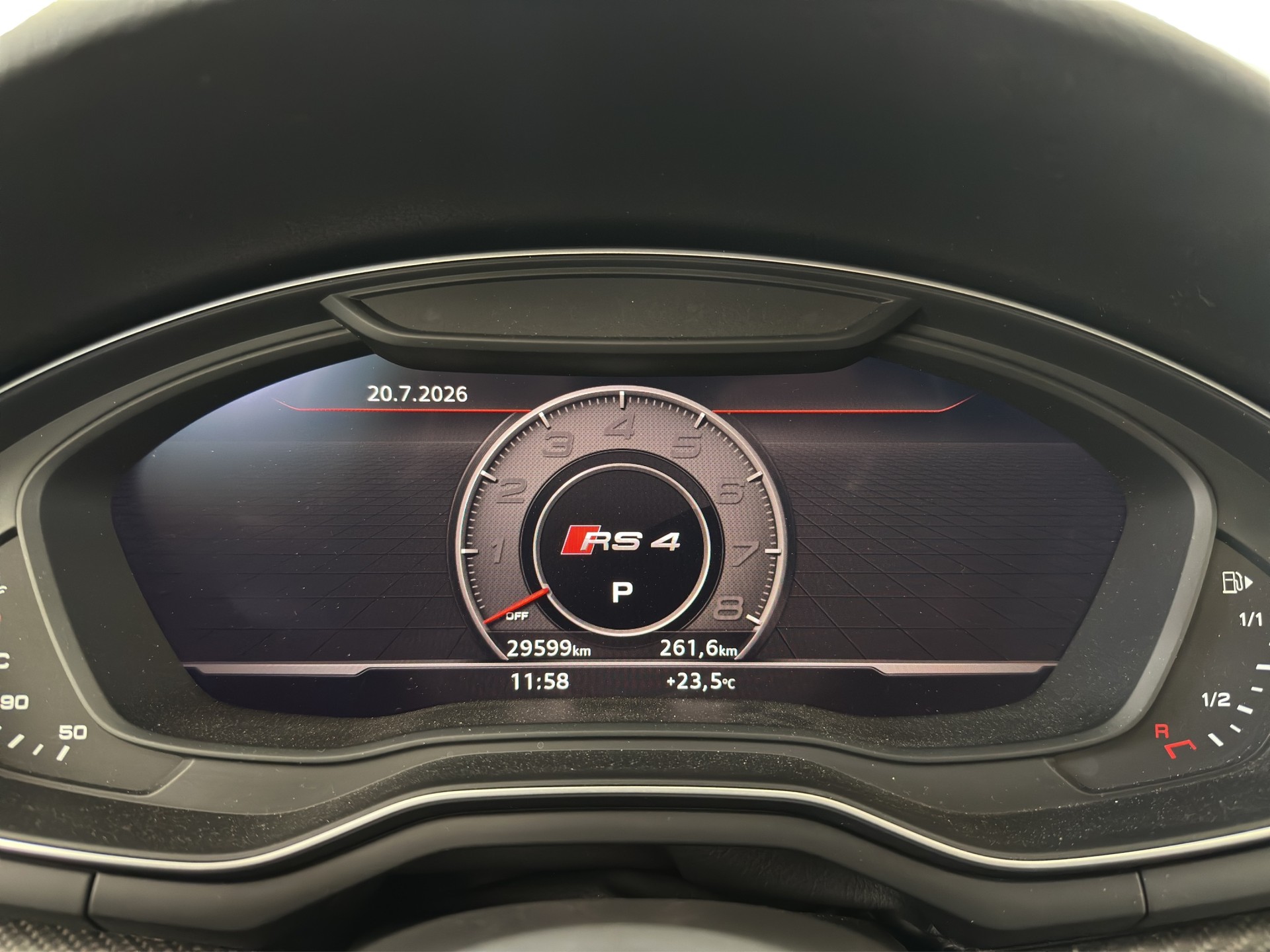 AUDI RS4 Avant 2.9 TFSI quattro tiptronic-image-23