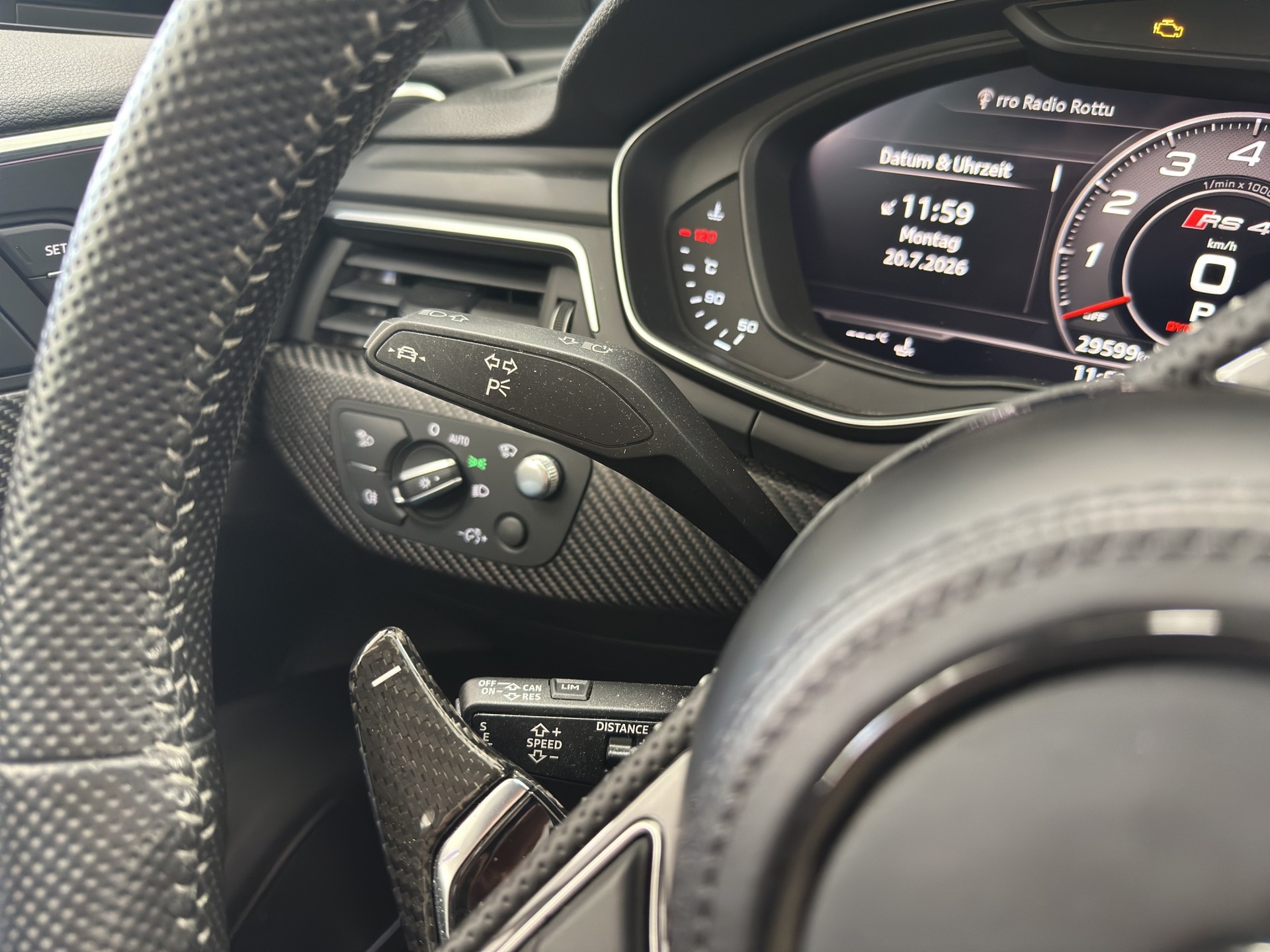AUDI RS4 Avant 2.9 TFSI quattro tiptronic-image-27