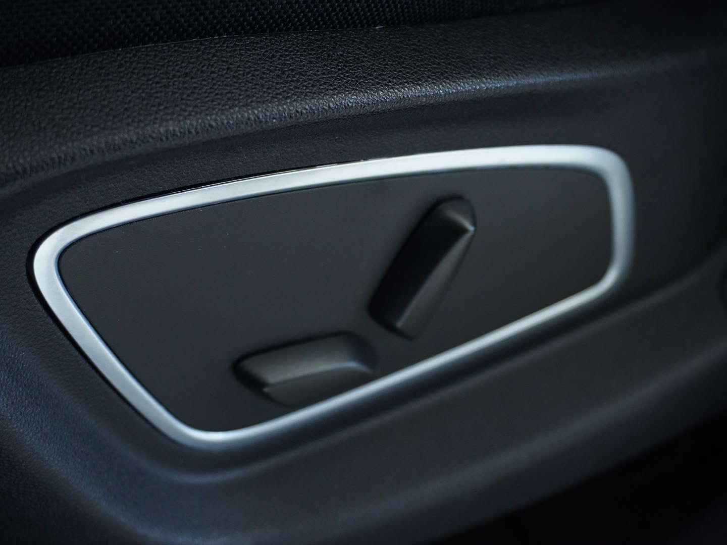 RENAULT Espace 2.0 dCi Intens EDC 6-image-10