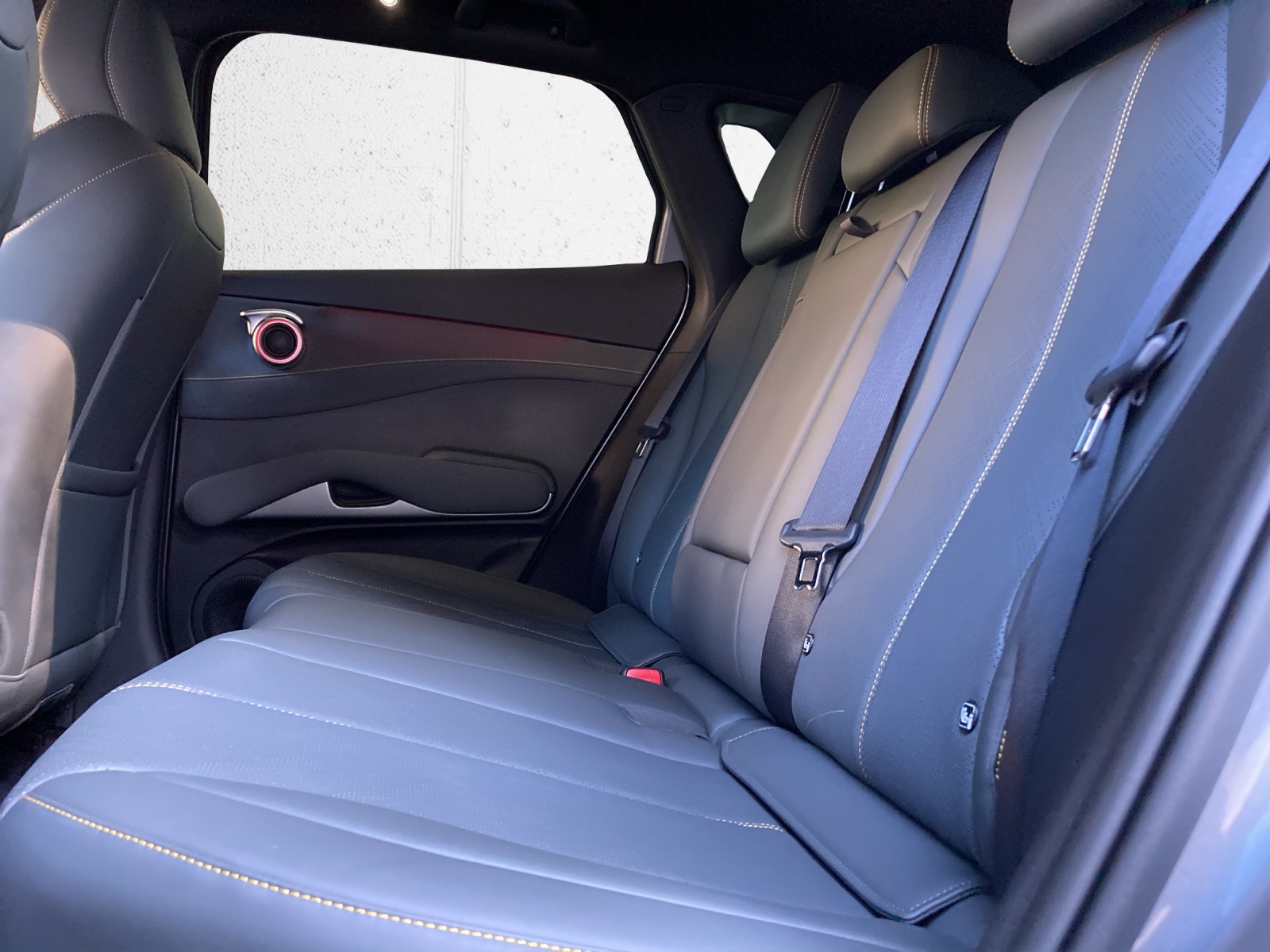 BYD Atto 3 EVO 74.8 kWh Excellence AWD-image-11