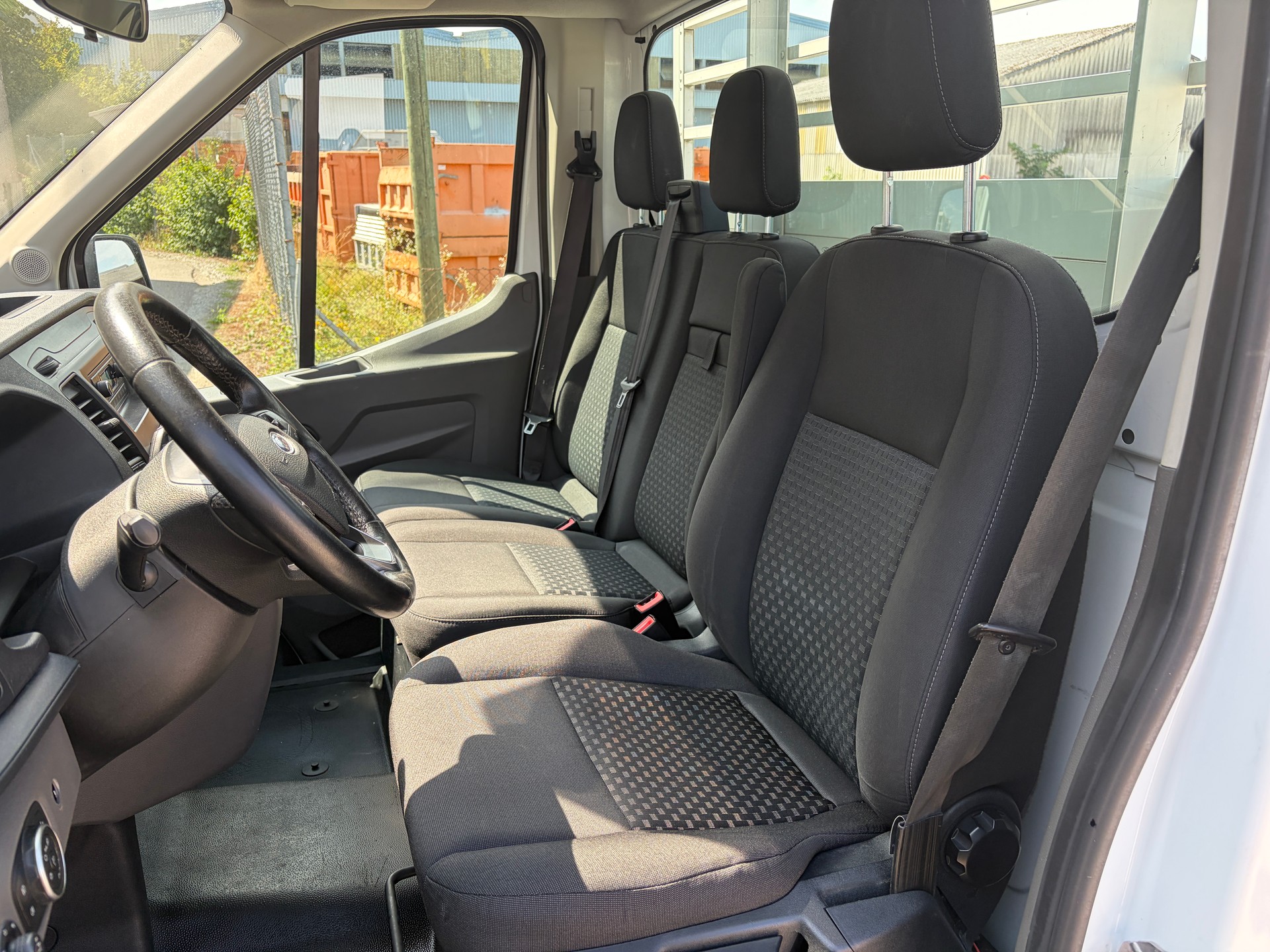 FORD Transit 350 L2 Trend 2.0 TDCi 185 RWD-image-7