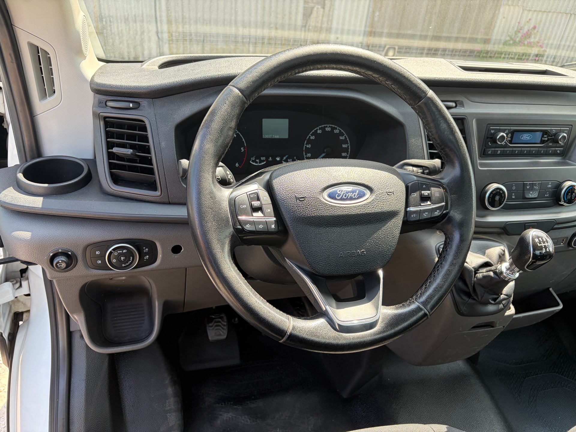 FORD Transit 350 L2 Trend 2.0 TDCi 185 RWD-image-8