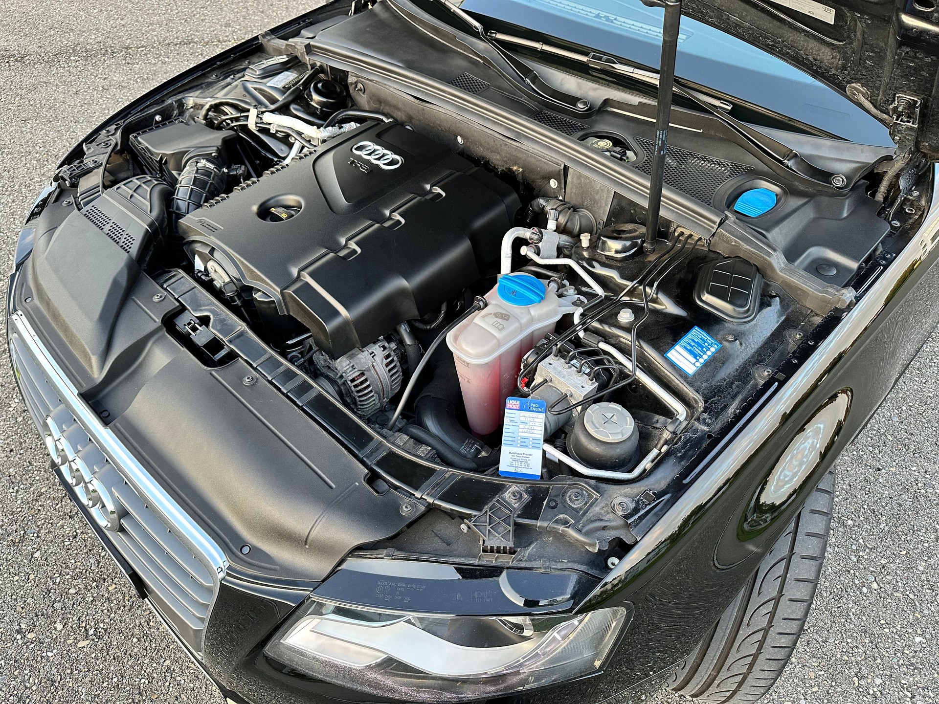 AUDI A4 Avant 2.0 TFSI quattro S-tronic-image-15