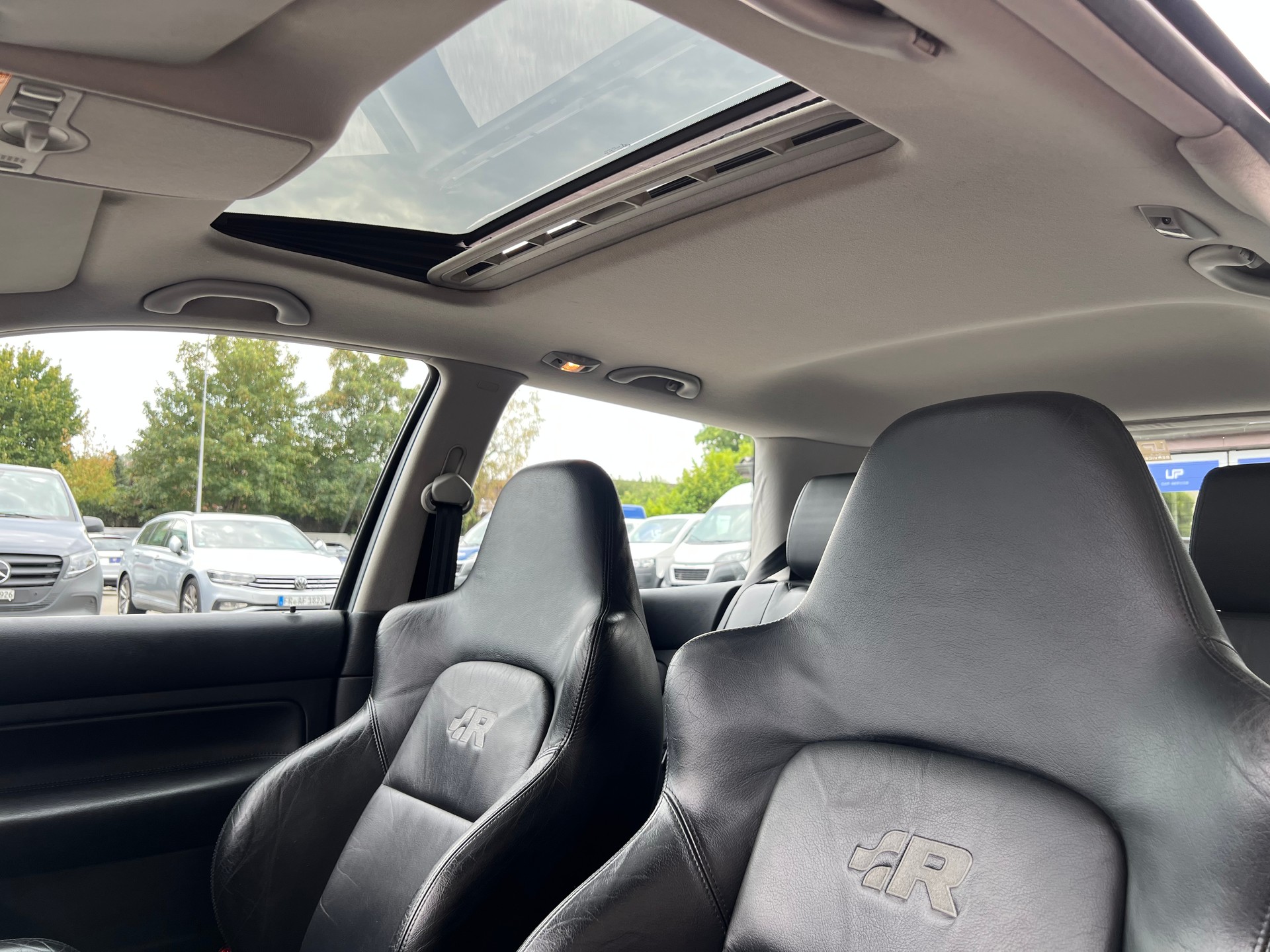 VW Golf IV 3.2 V6 R32 4motion-image-8