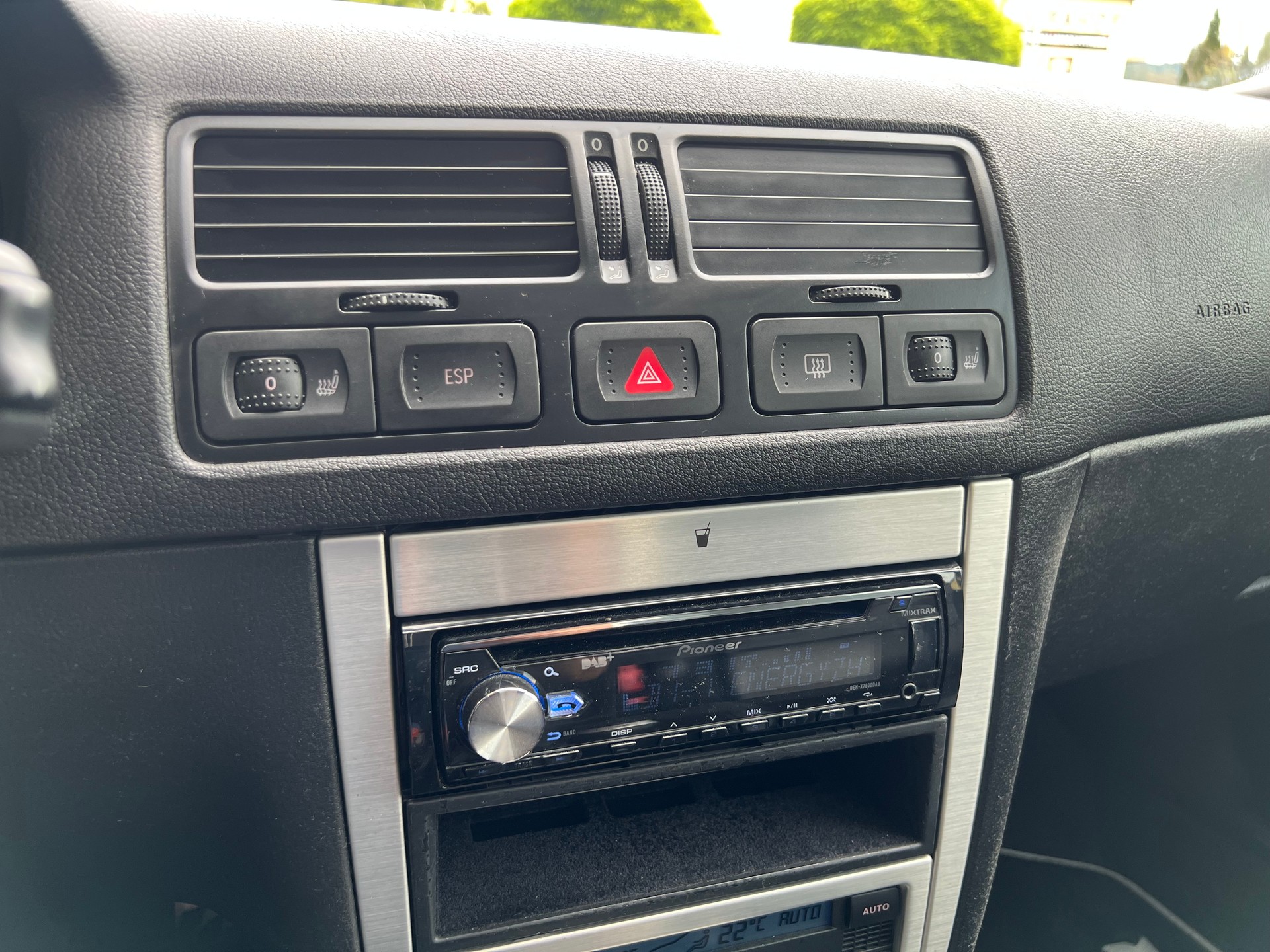 VW Golf IV 3.2 V6 R32 4motion-image-16