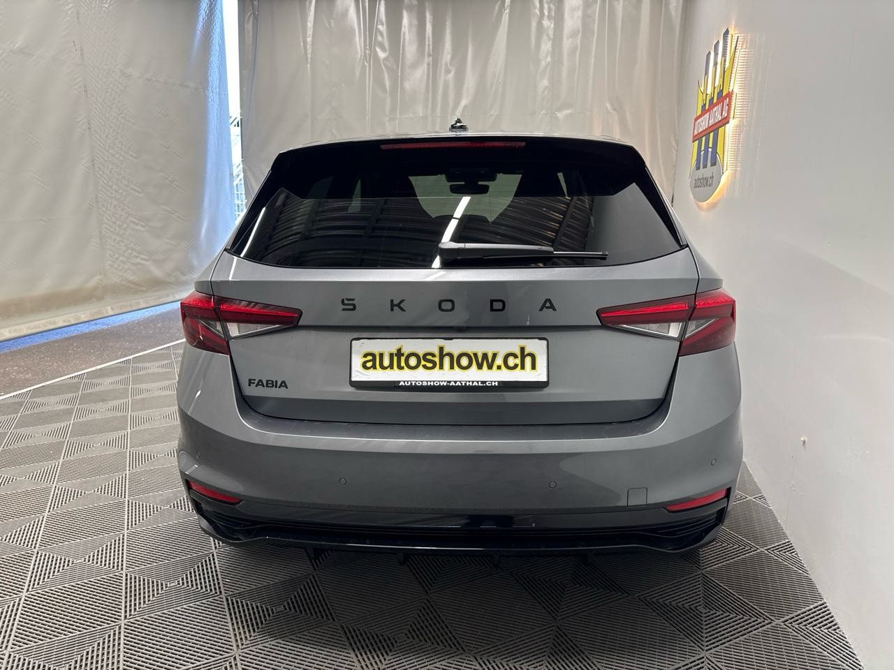 SKODA Fabia 1.0 TSI Monte Carlo DSG-image-11