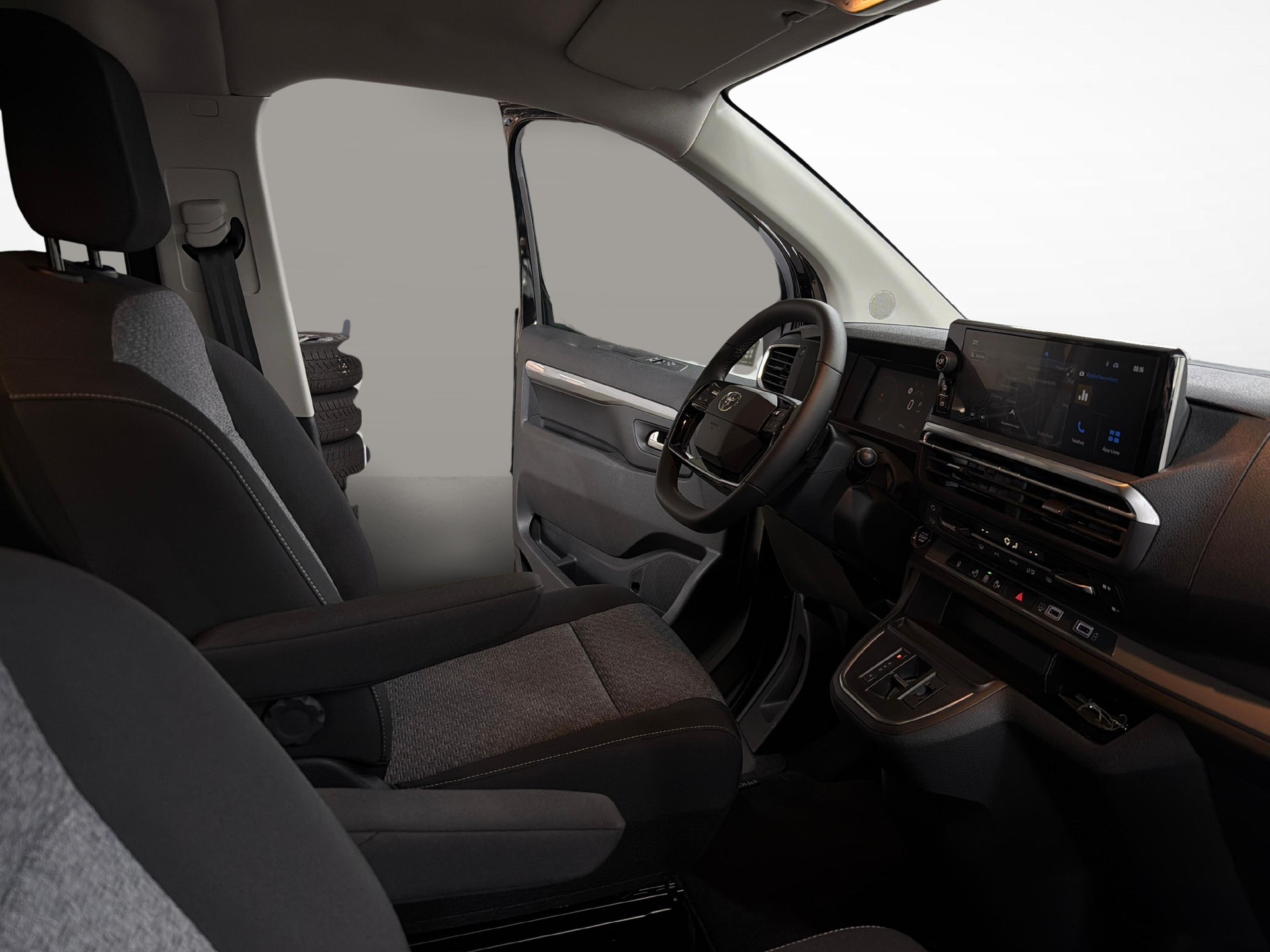 TOYOTA PROACE Verso L1 2.0 D Trend-image-9