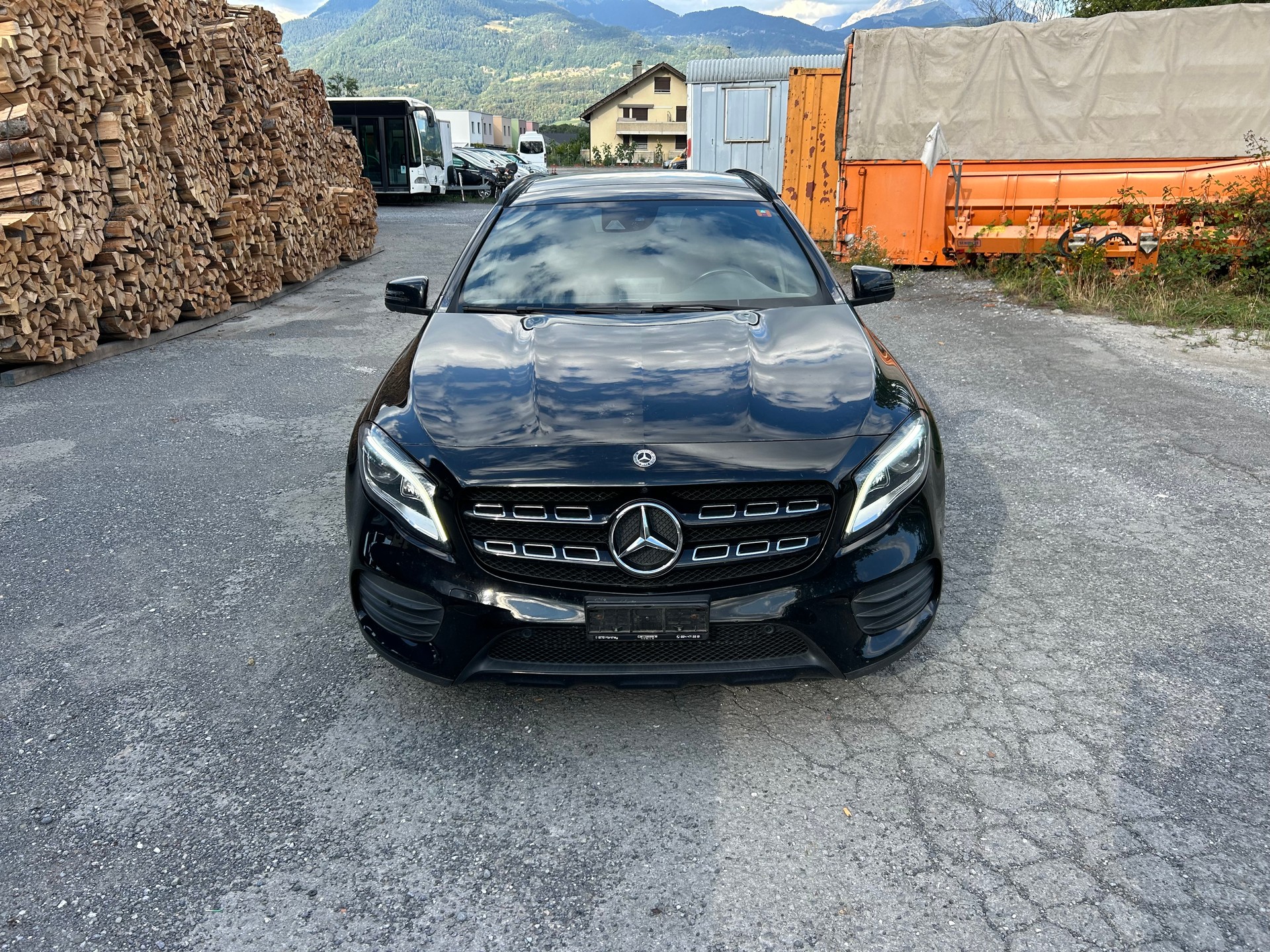 MERCEDES-BENZ GLA 200 7G-DCT-image-6
