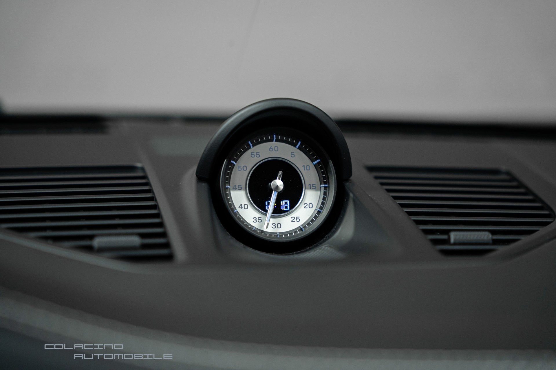 PORSCHE 911 Turbo S PDK-image-27