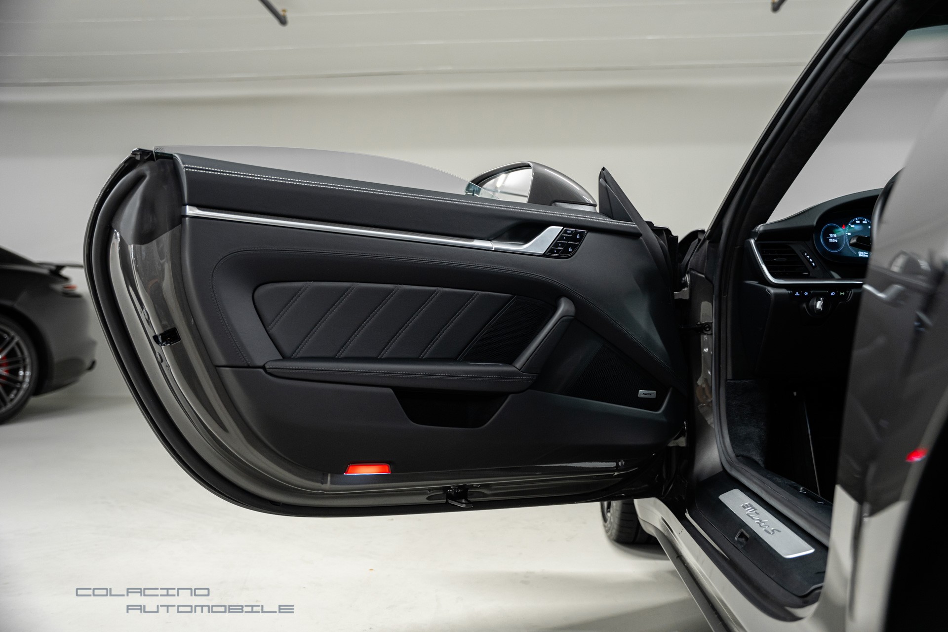PORSCHE 911 Turbo S PDK-image-15