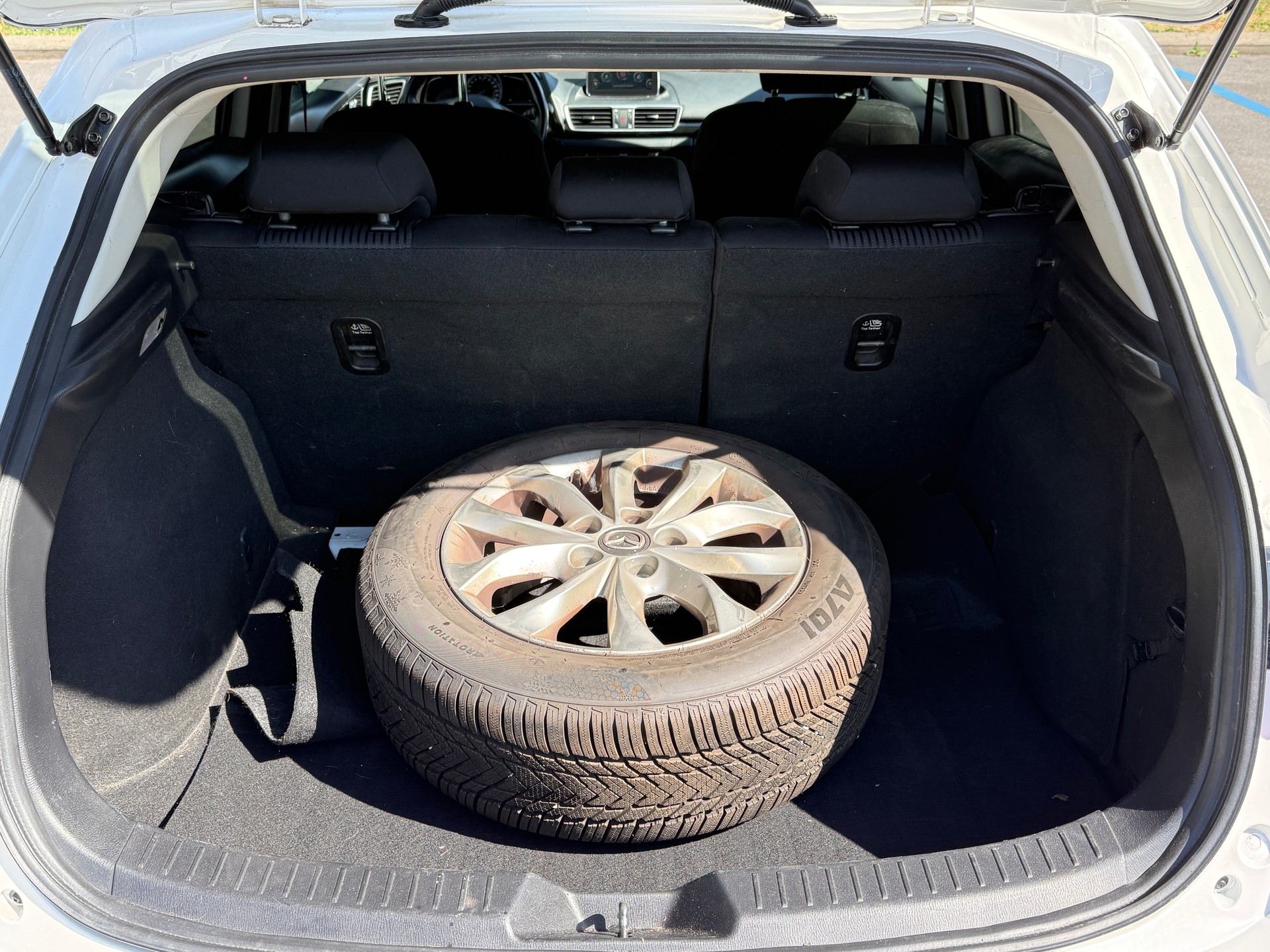MAZDA 3 SKYACTIV-G 120 Ambition Plus-image-18