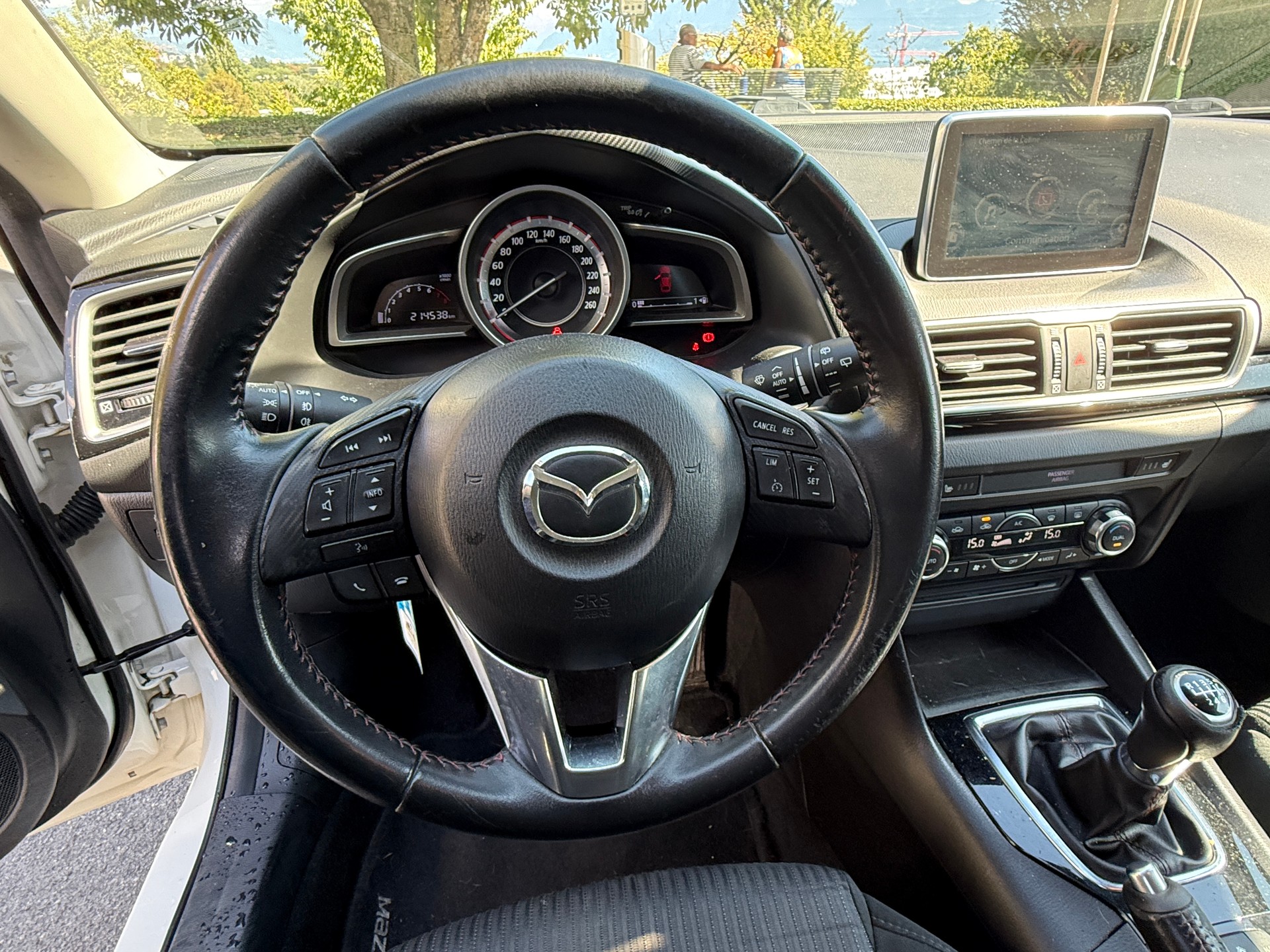 MAZDA 3 SKYACTIV-G 120 Ambition Plus-image-28