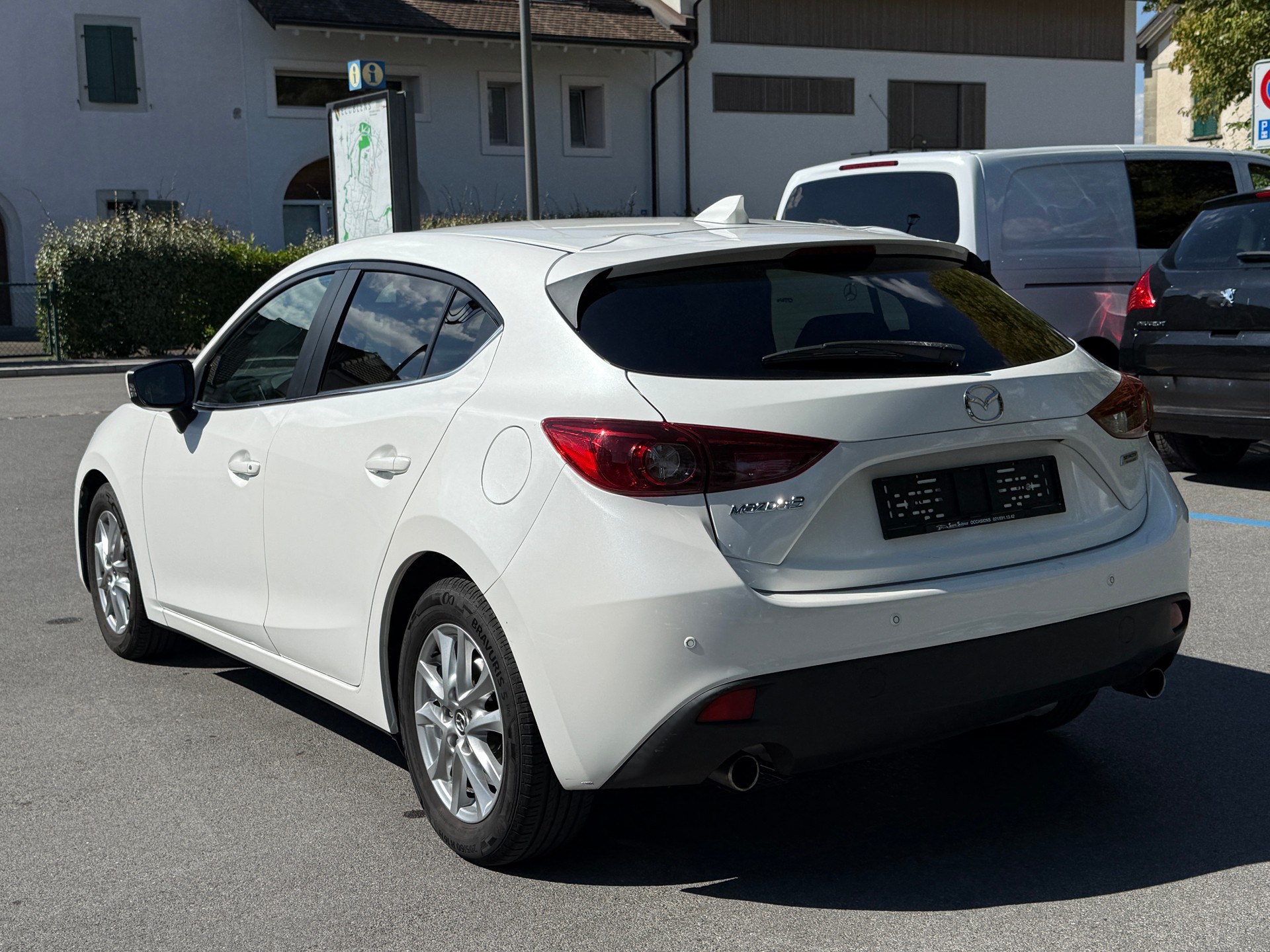 MAZDA 3 SKYACTIV-G 120 Ambition Plus-image-13