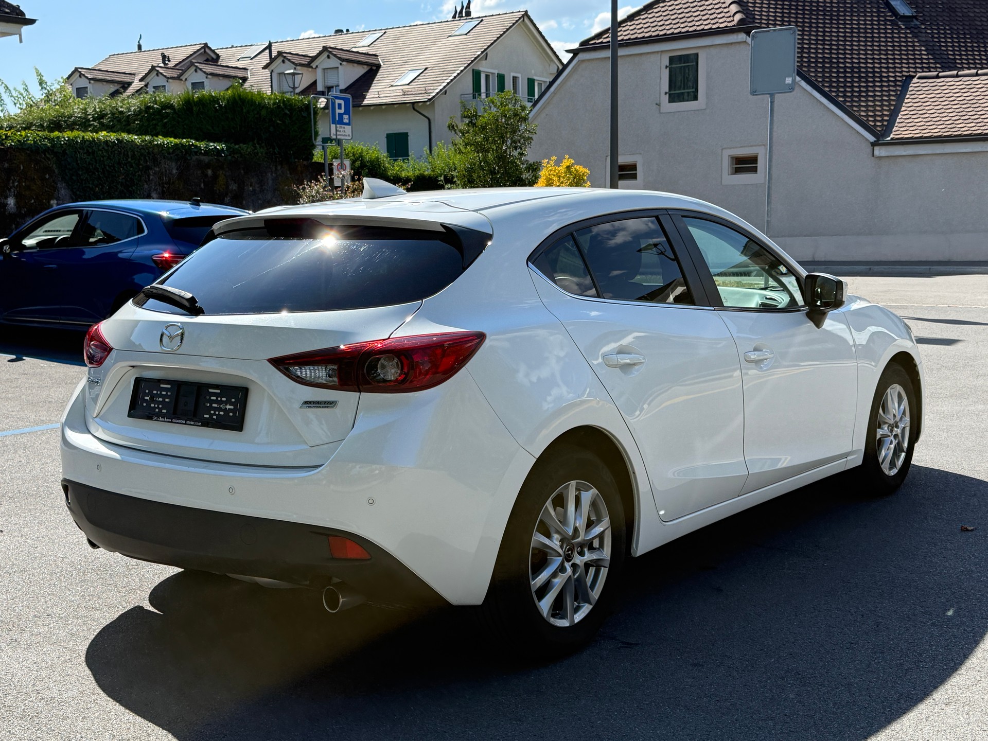 MAZDA 3 SKYACTIV-G 120 Ambition Plus-image-14