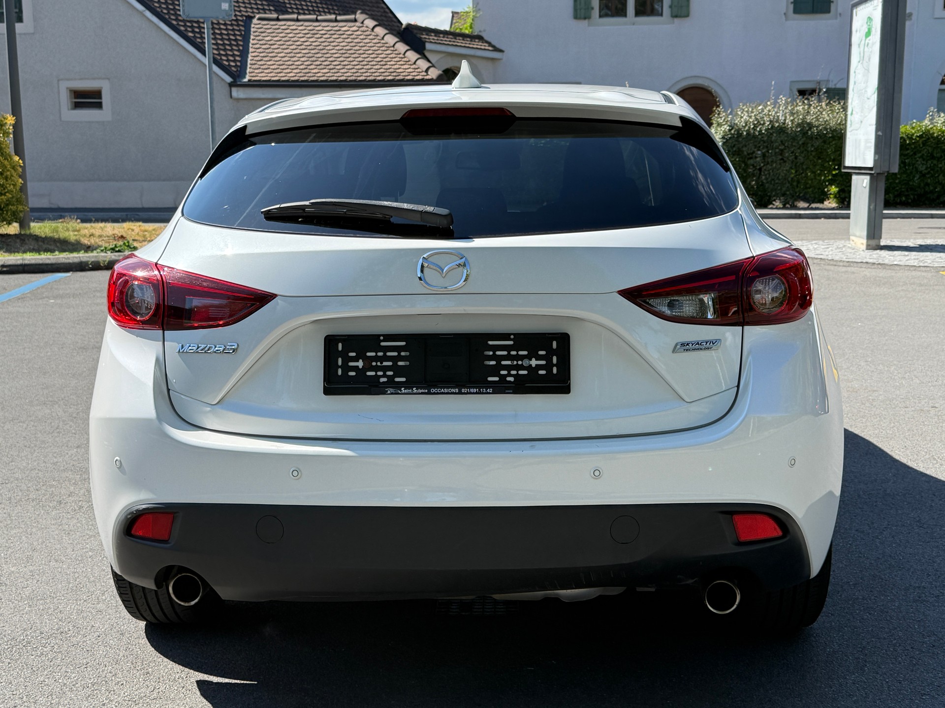 MAZDA 3 SKYACTIV-G 120 Ambition Plus-image-12