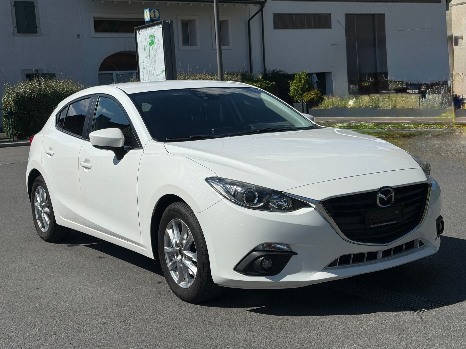 MAZDA 3 SKYACTIV-G 120 Ambition Plus-image-6