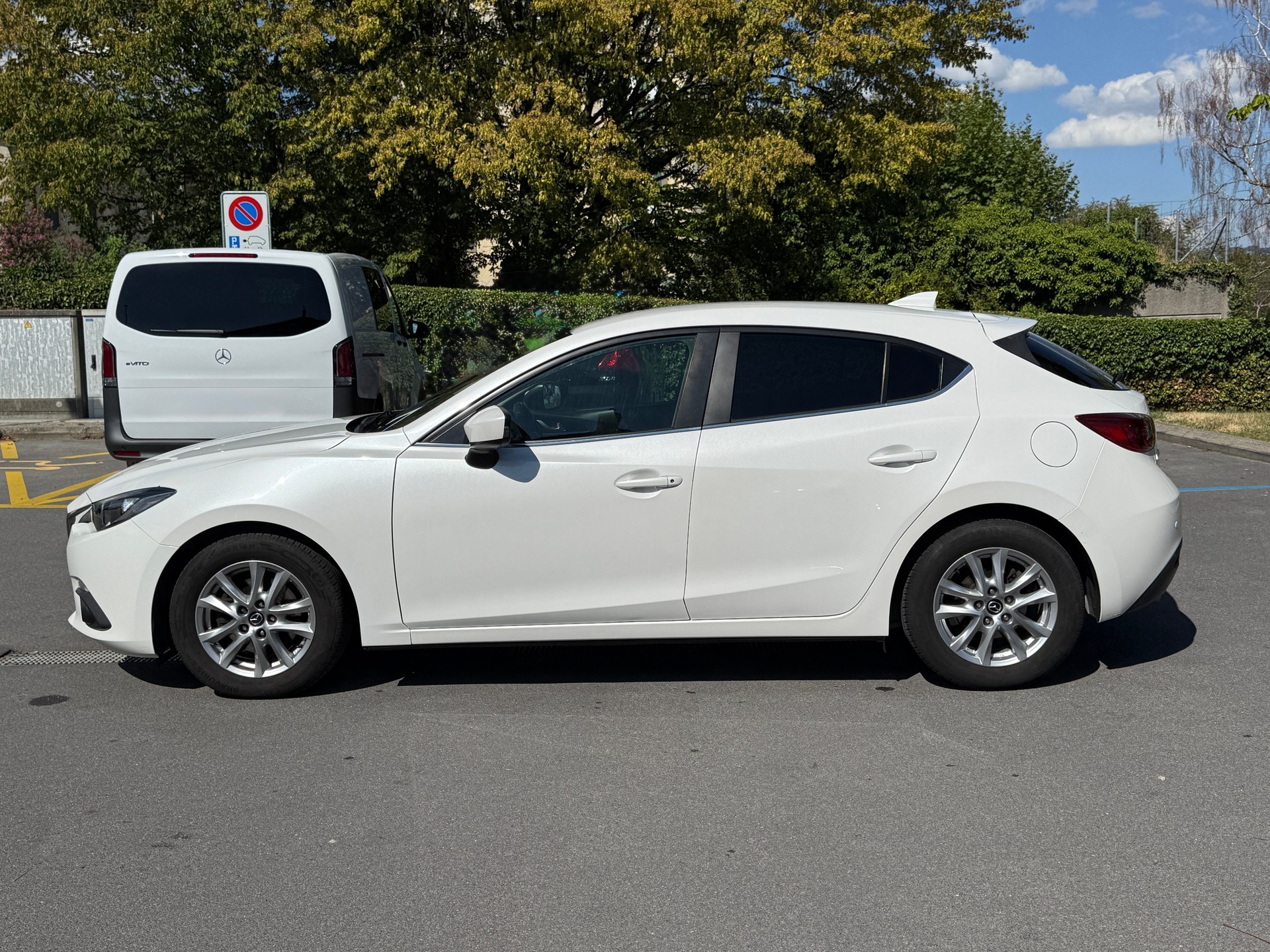 MAZDA 3 SKYACTIV-G 120 Ambition Plus-image-10
