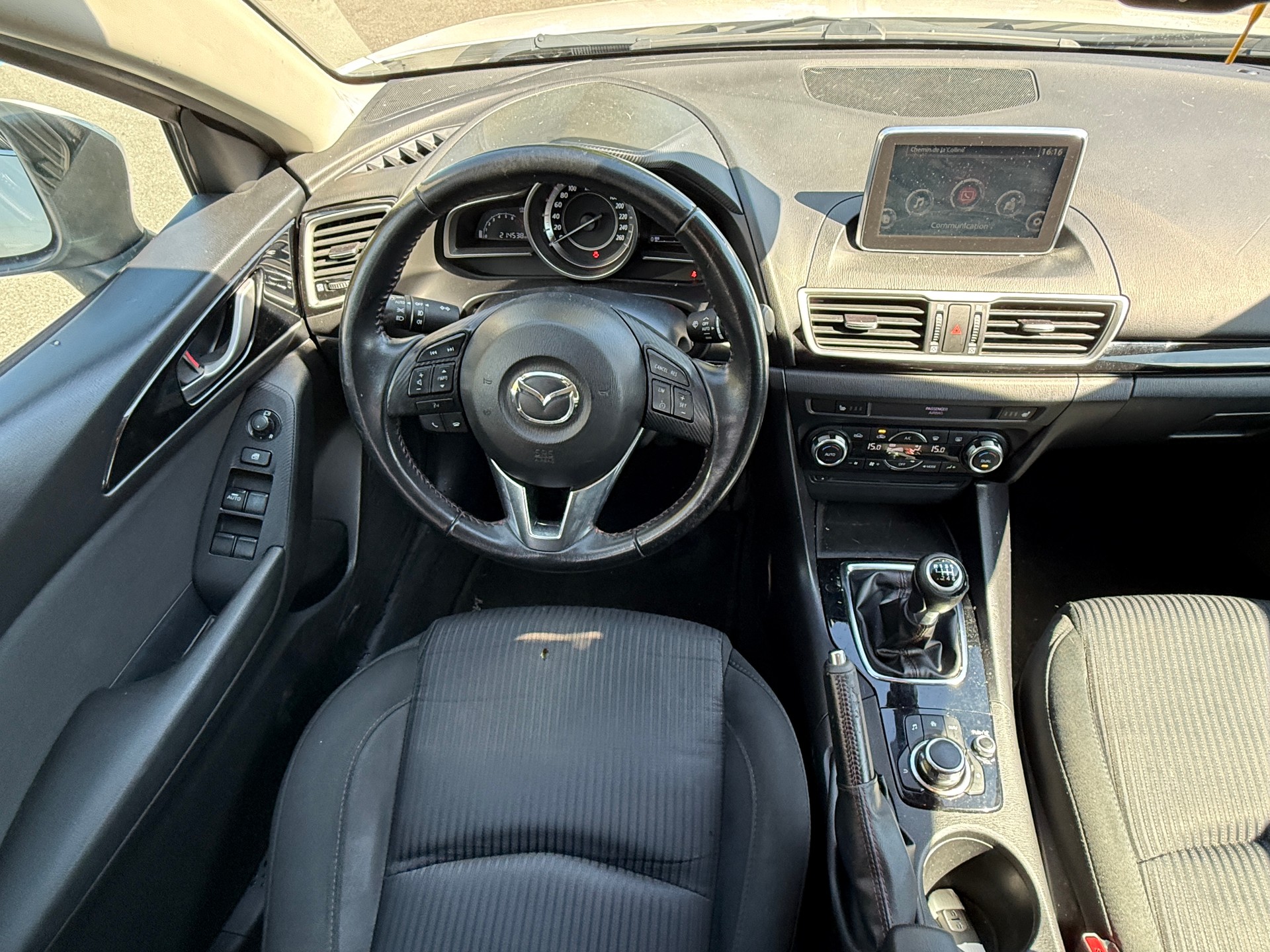 MAZDA 3 SKYACTIV-G 120 Ambition Plus-image-24