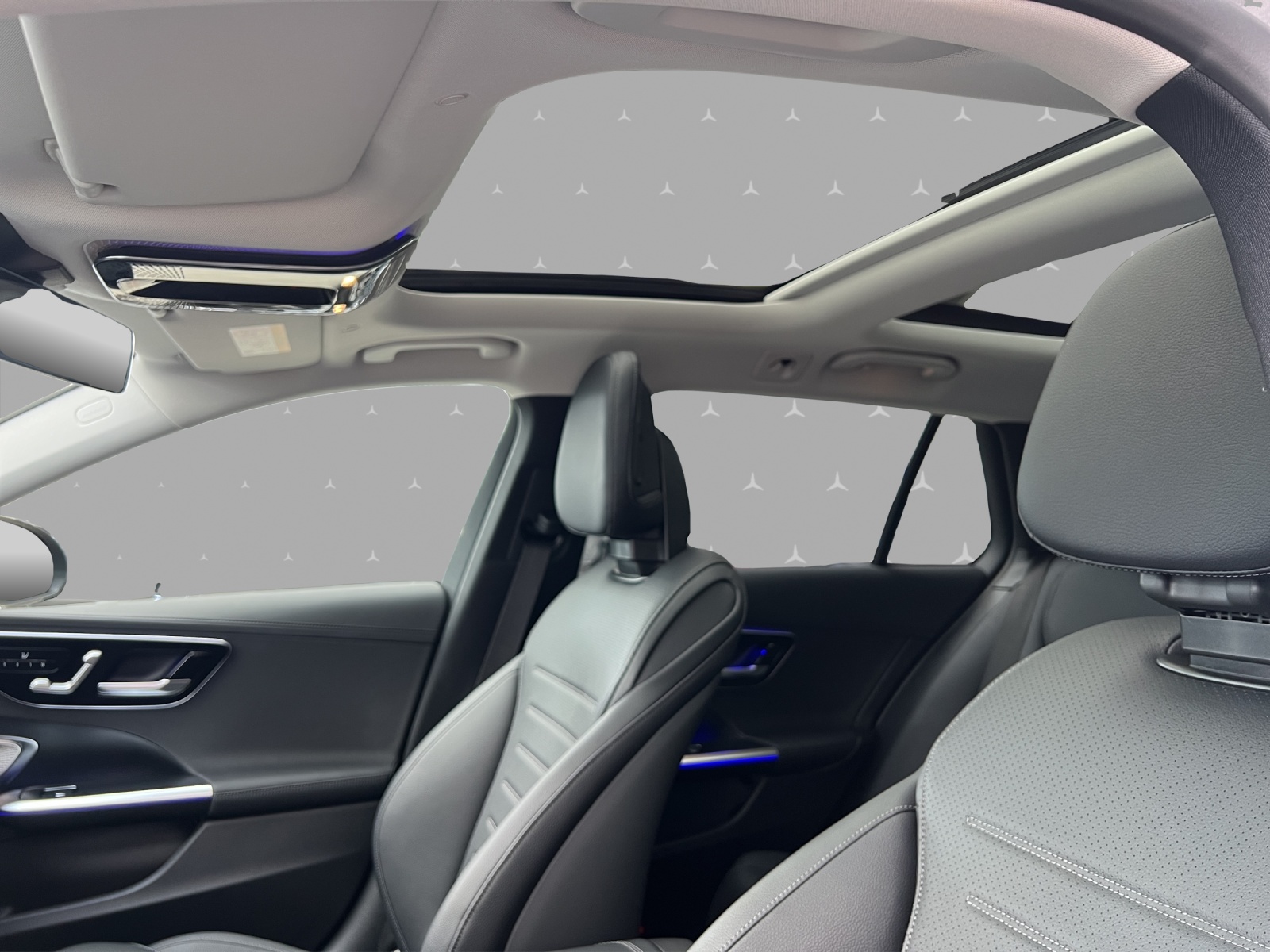 MERCEDES-BENZ C 200 T 4 Matic-image-8