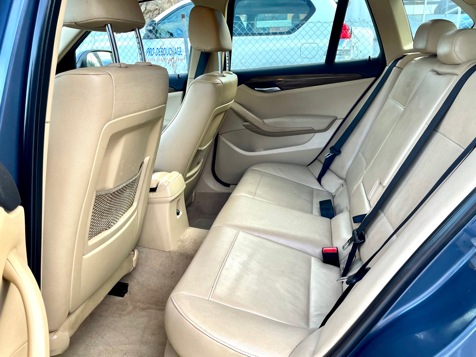 BMW X1 xDrive 25i Steptronic-image-5
