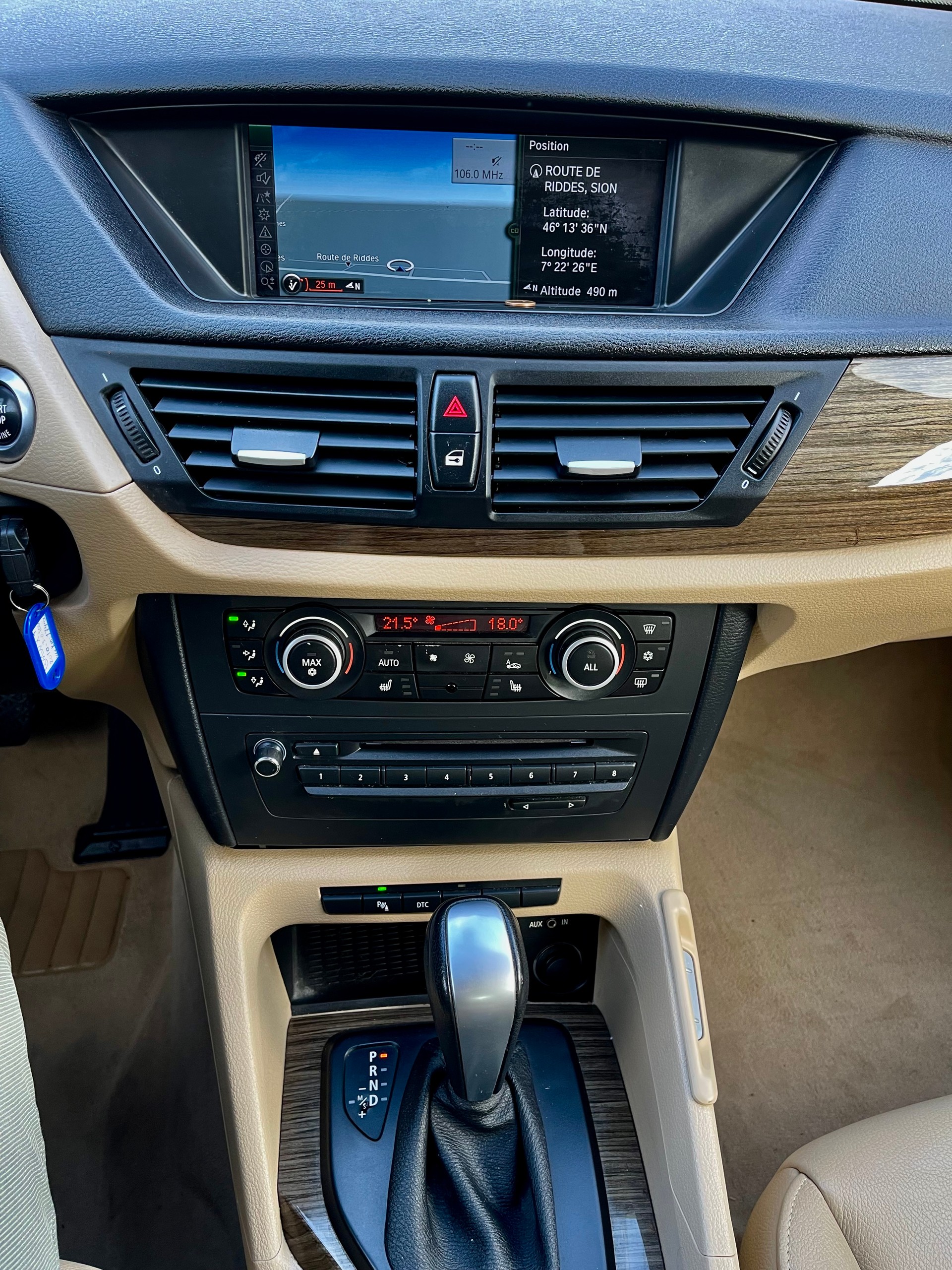 BMW X1 xDrive 25i Steptronic-image-22