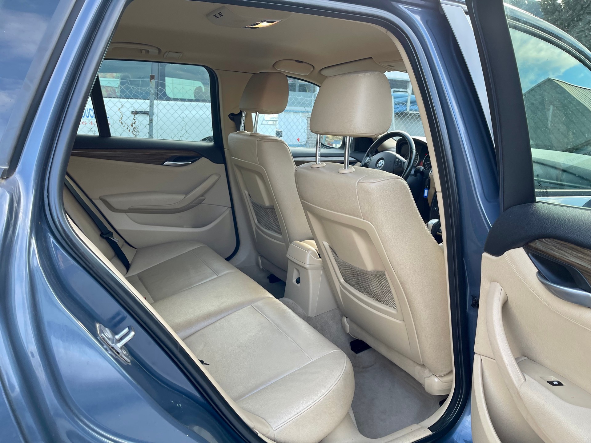 BMW X1 xDrive 25i Steptronic-image-27