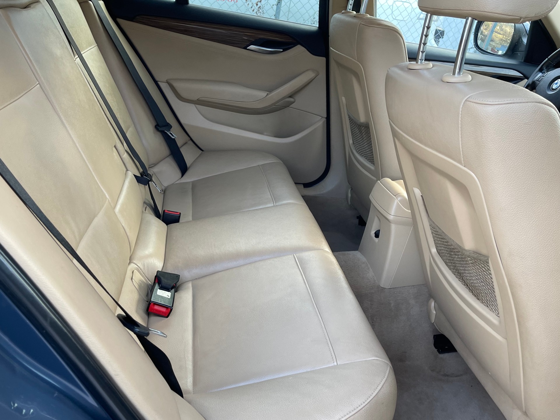 BMW X1 xDrive 25i Steptronic-image-24
