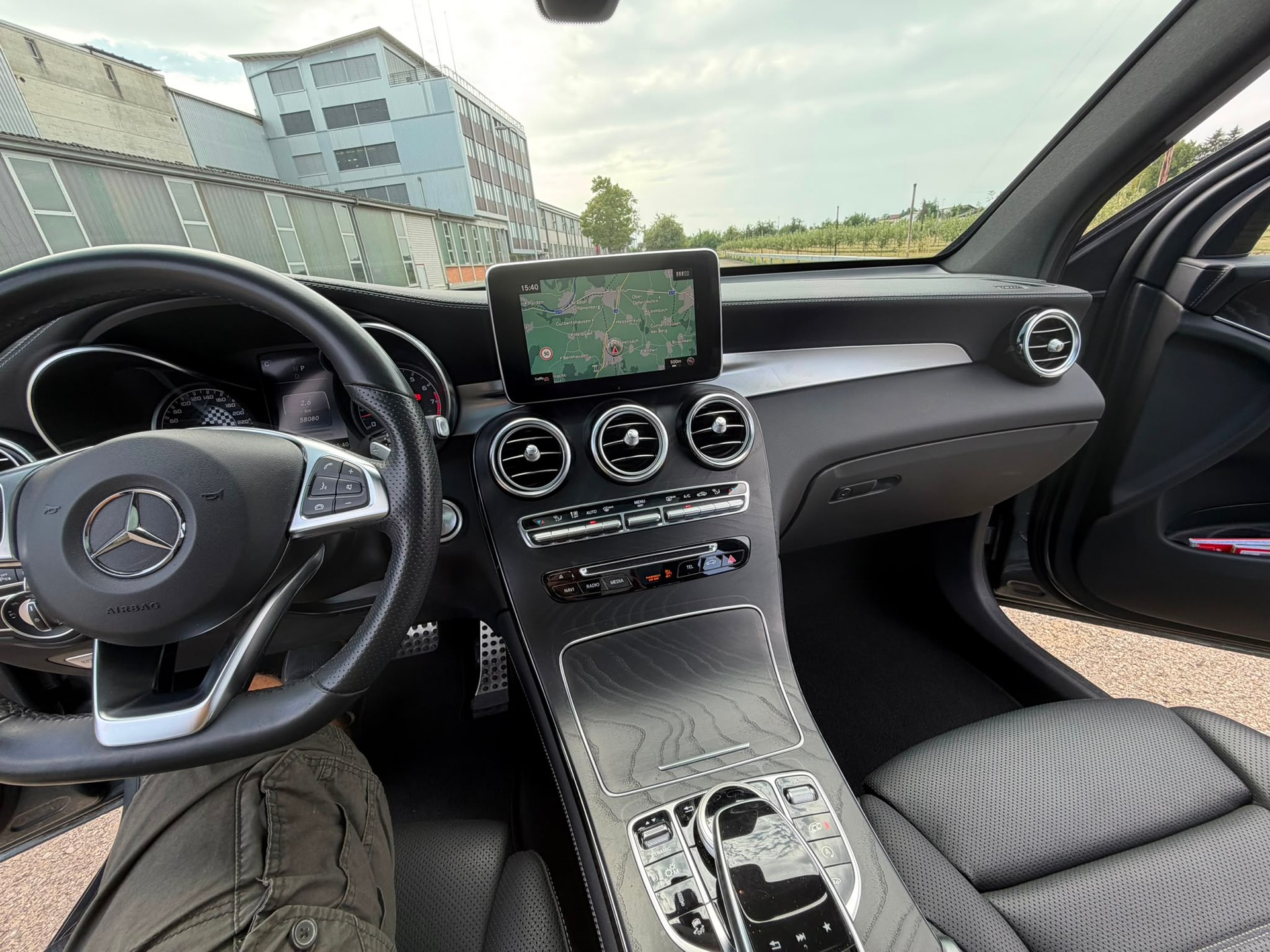 MERCEDES-BENZ GLC 43 AMG 4m-image-3