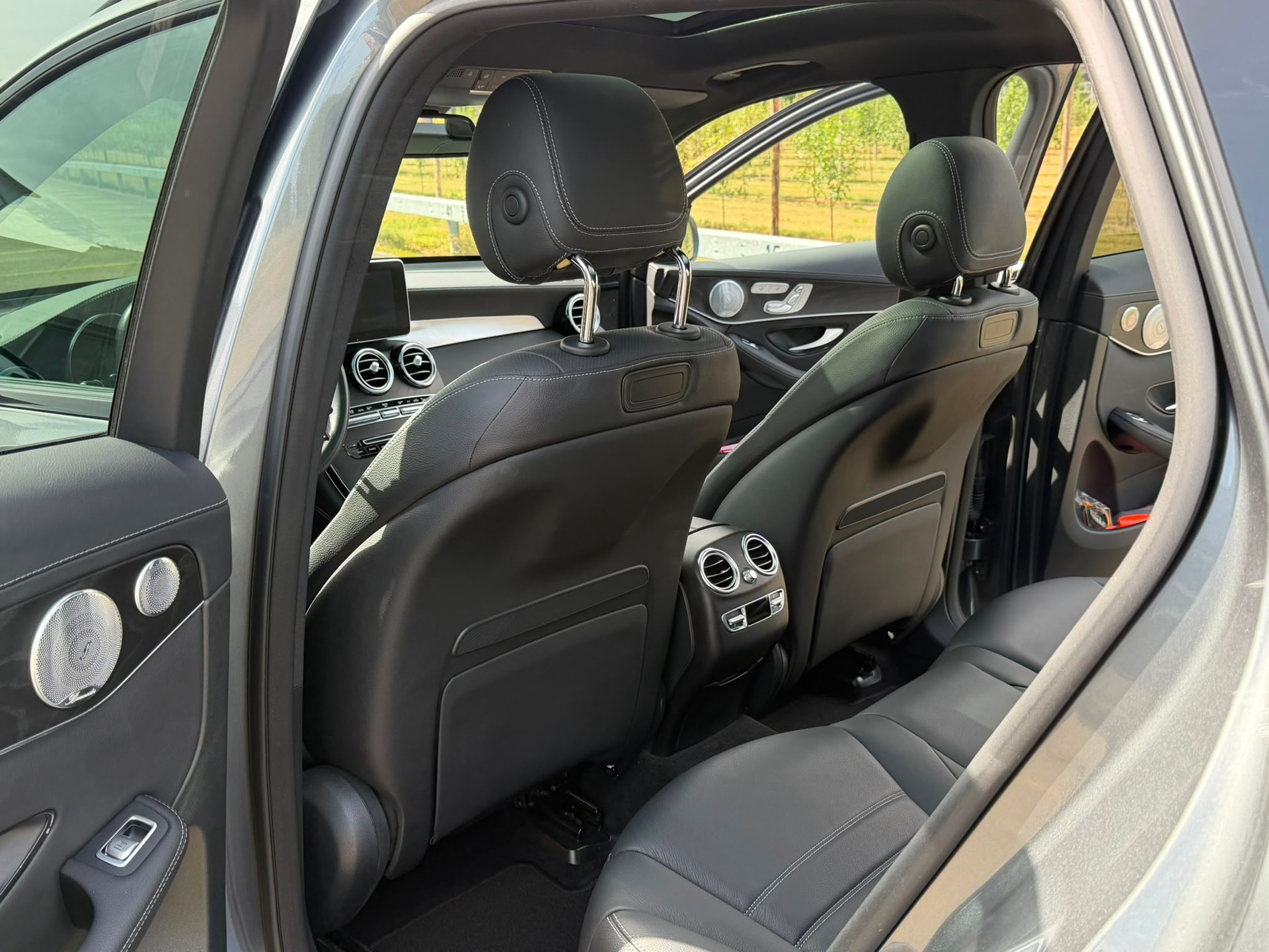 MERCEDES-BENZ GLC 43 AMG 4m-image-4
