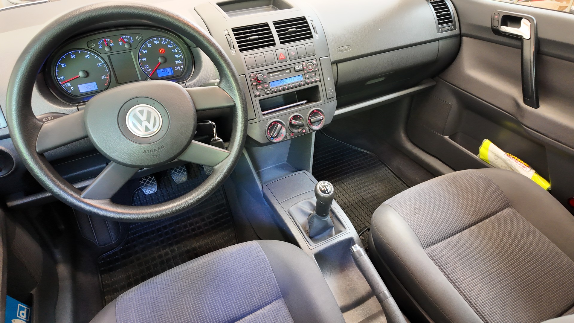 VW Polo 1.4 16V Comfortline-image-8