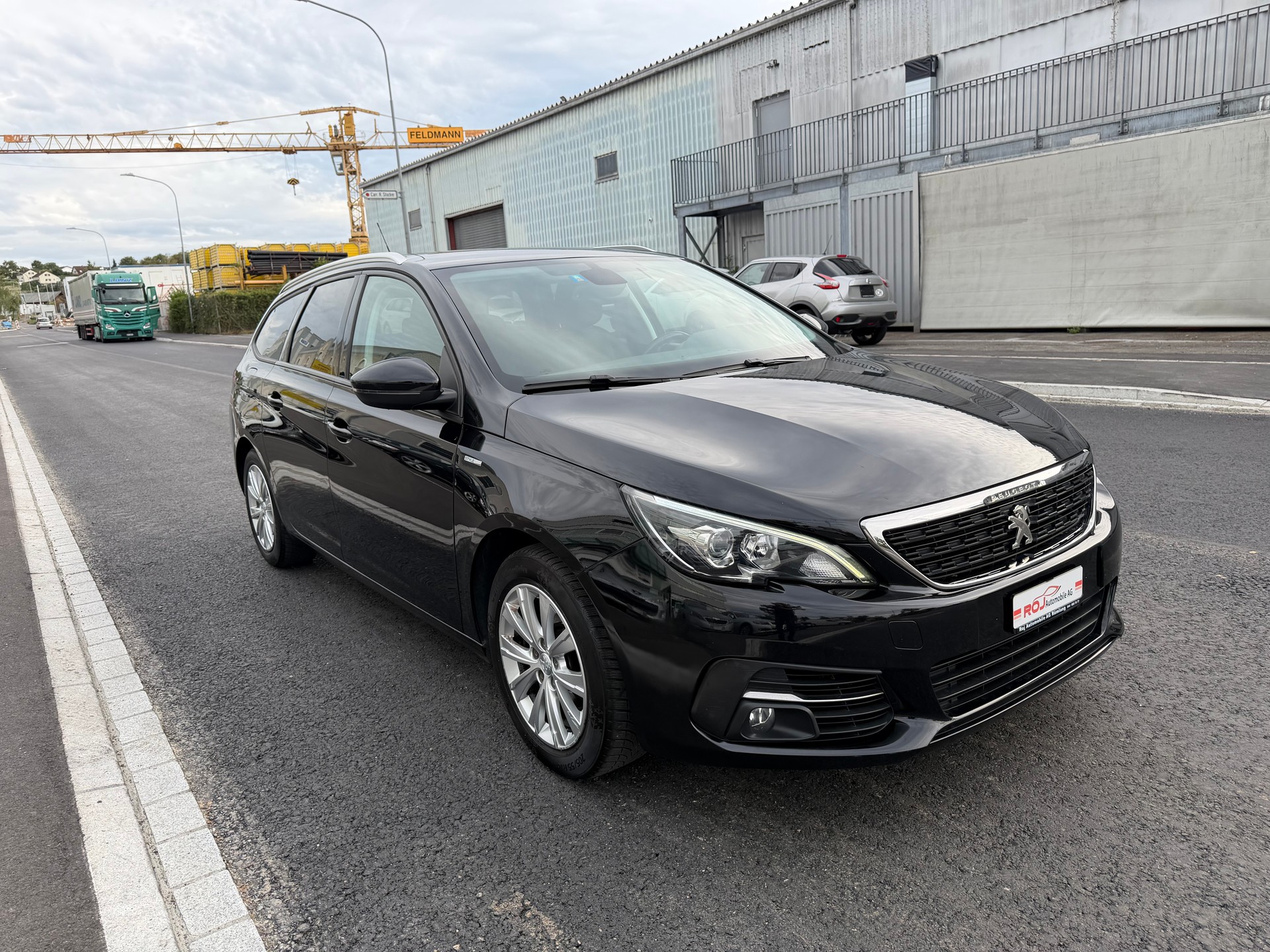PEUGEOT 308 SW 1.2 Pure Tech Style EAT8-image-3