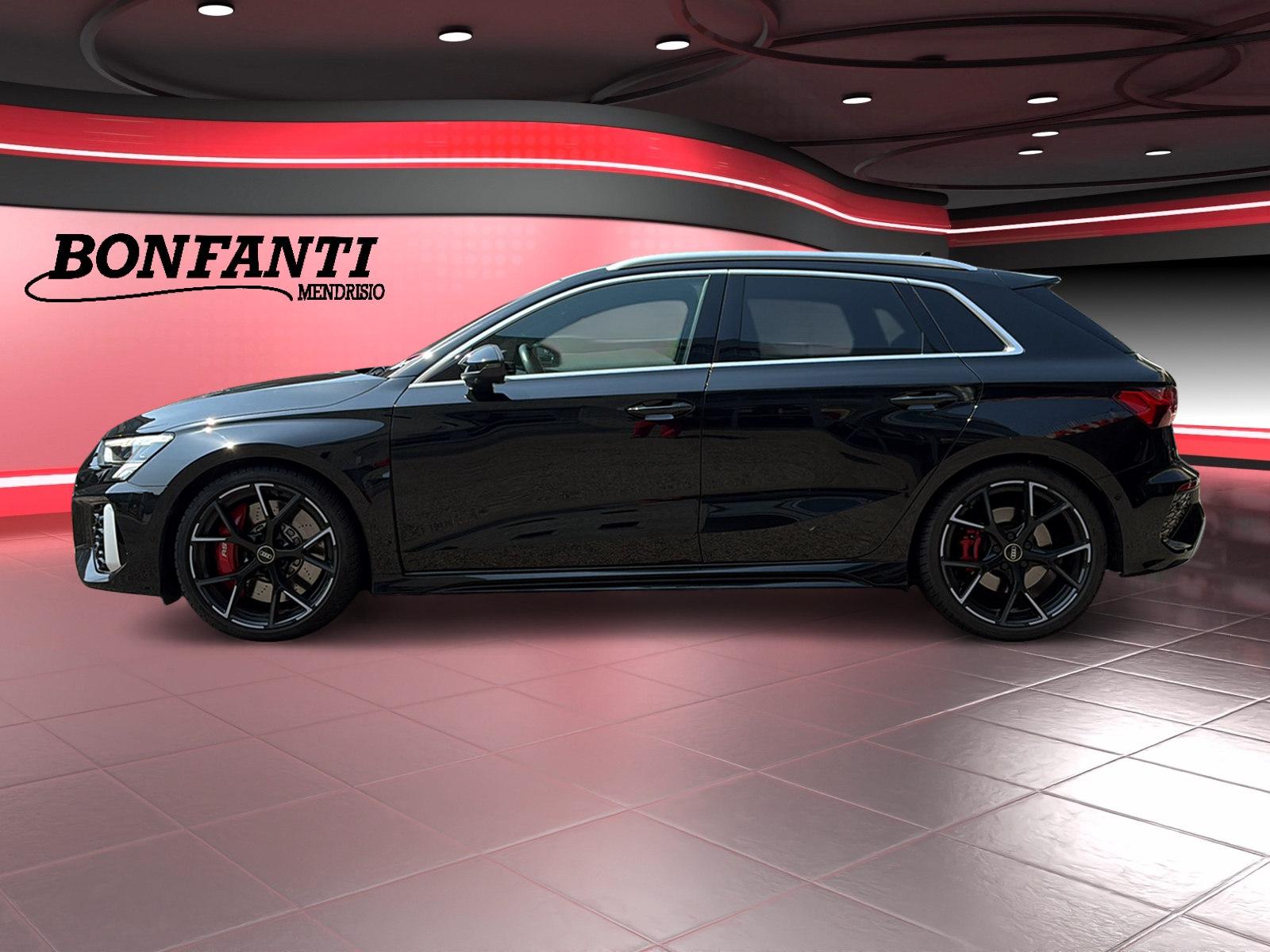 AUDI RS3 Sportback 2.5 TFSI quattro S-Tronic-image-3