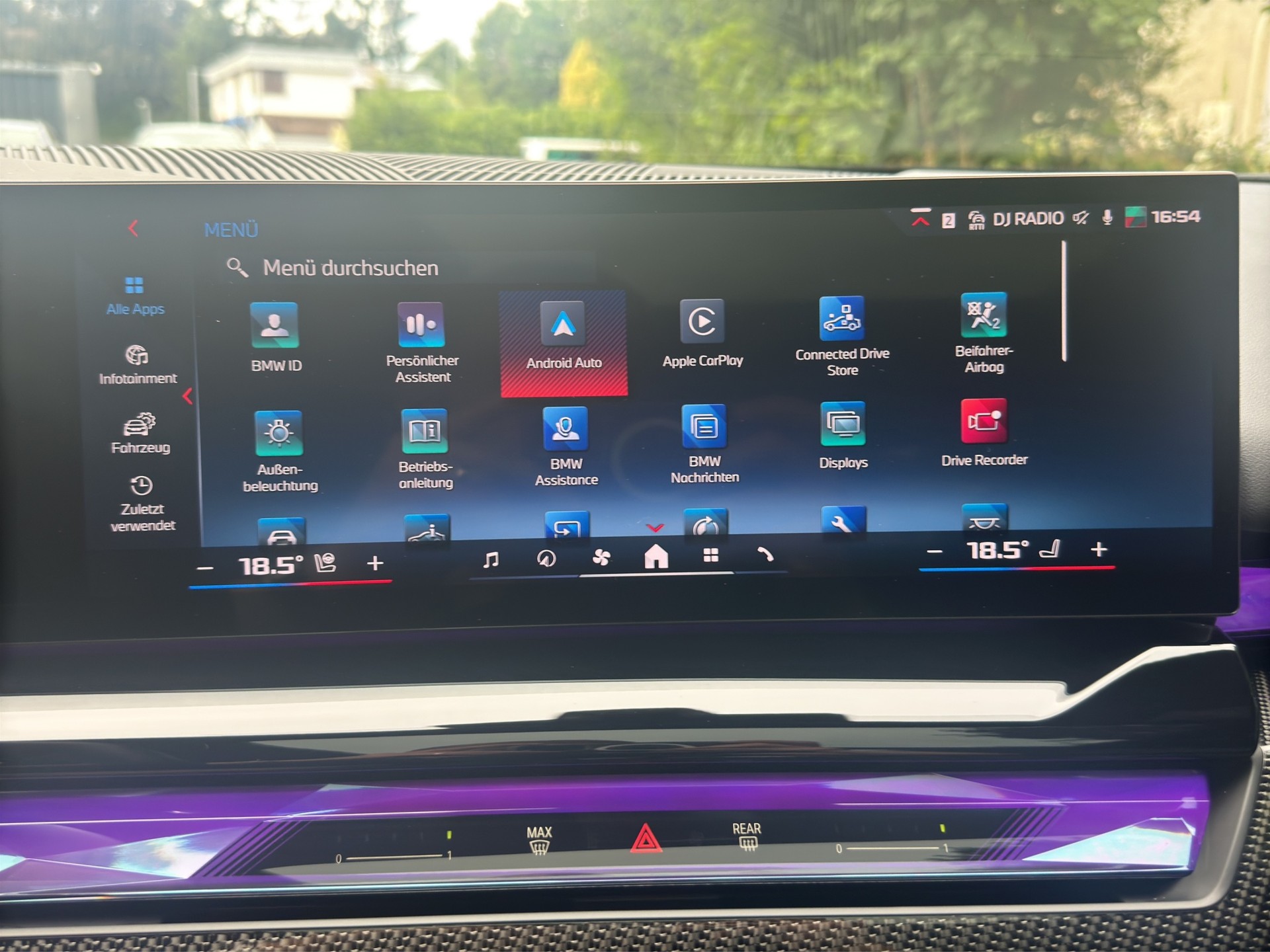 BMW i5 M60 xDrive (CH) LP: Fr. 150'670! AHK / Innovationspaket / Travel Paket / Comfort Paket-image-19