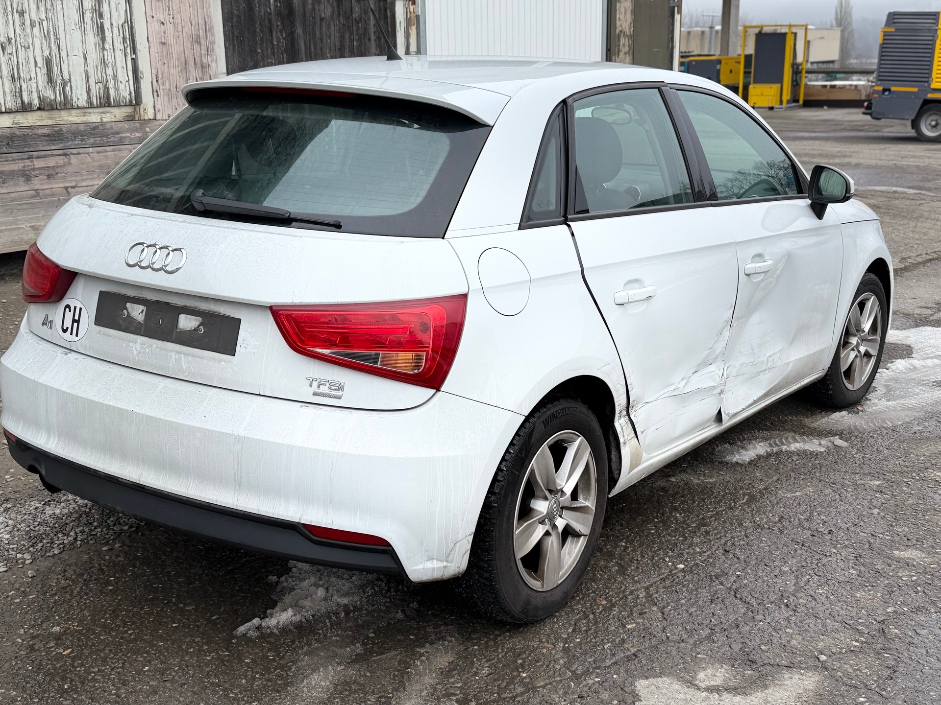 AUDI A1 Sportback 1.0 TFSI-image-1
