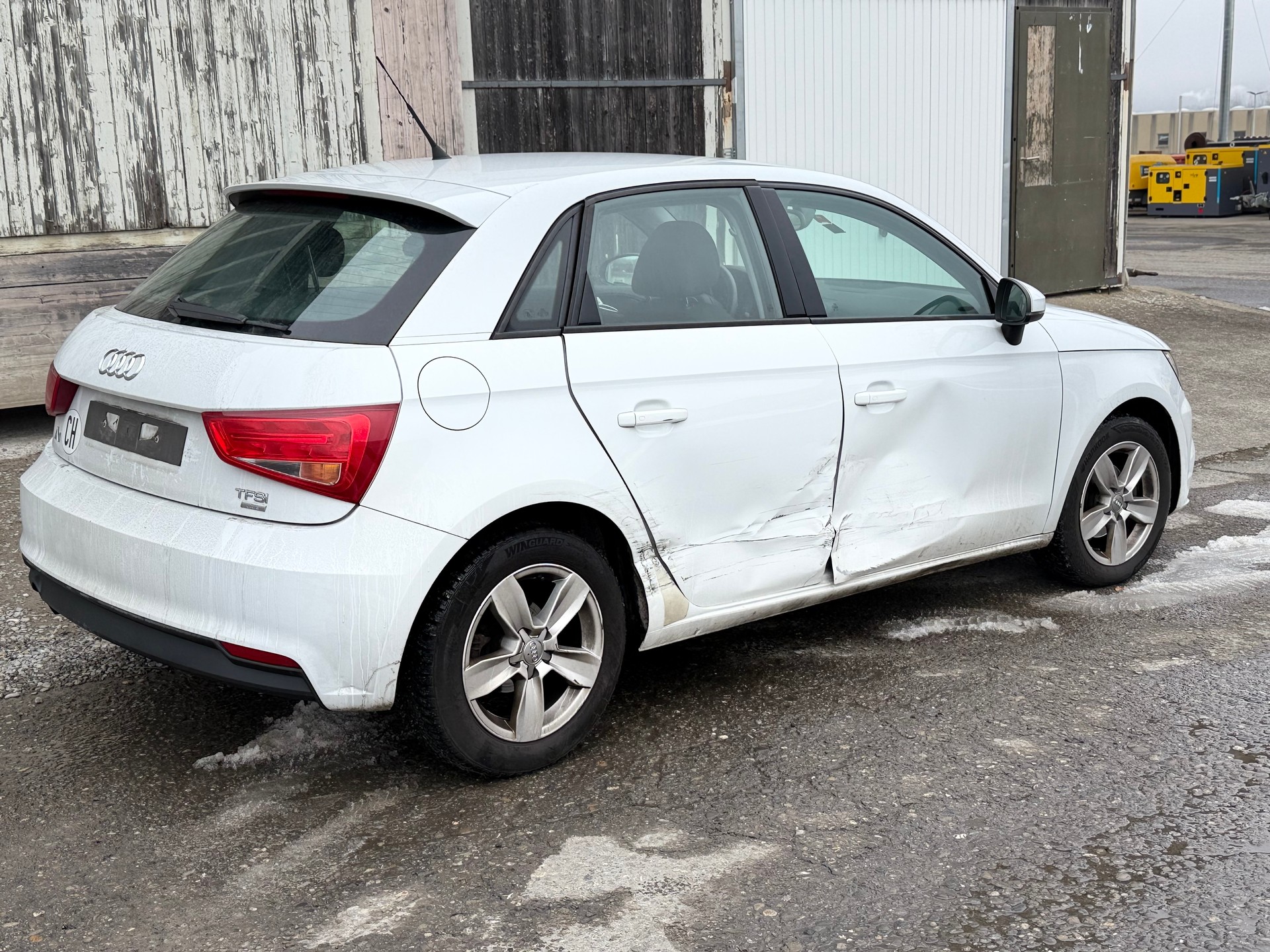 AUDI A1 Sportback 1.0 TFSI-image-2