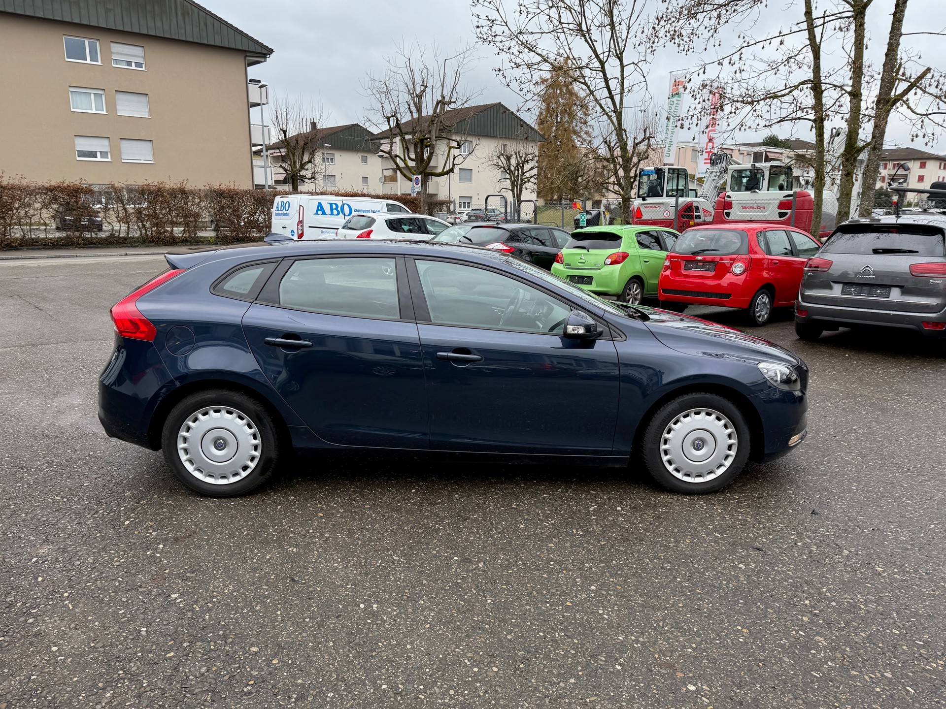 VOLVO V40 T4 Powershift-image-4