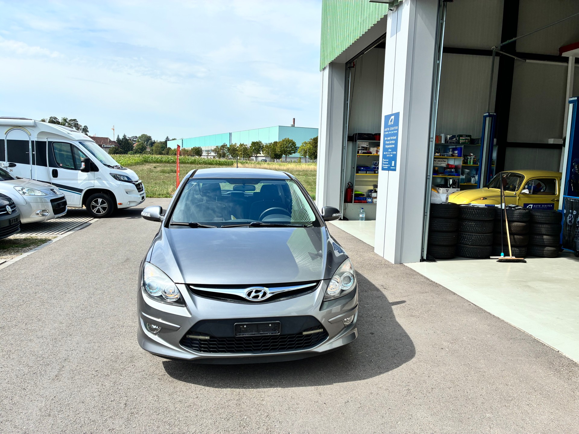 HYUNDAI i30 1.6 Swiss Plus Edition-image-0