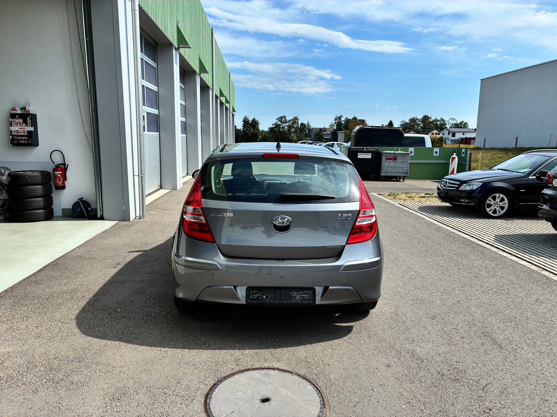 HYUNDAI i30 1.6 Swiss Plus Edition-image-3