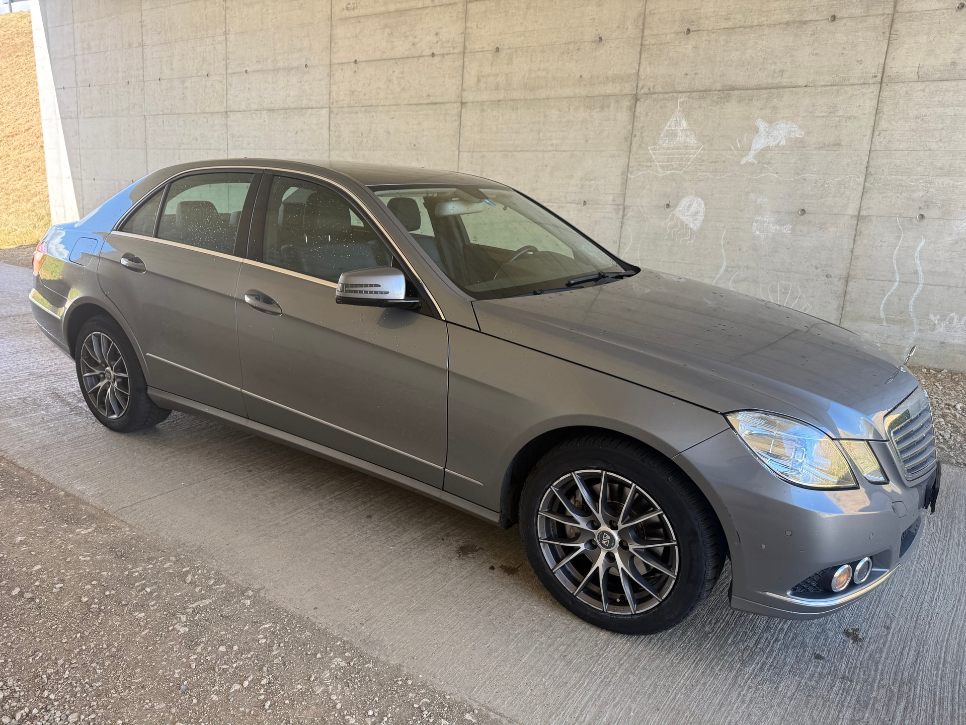 MERCEDES-BENZ E 350 4Matic 7G-Tronic-image-10