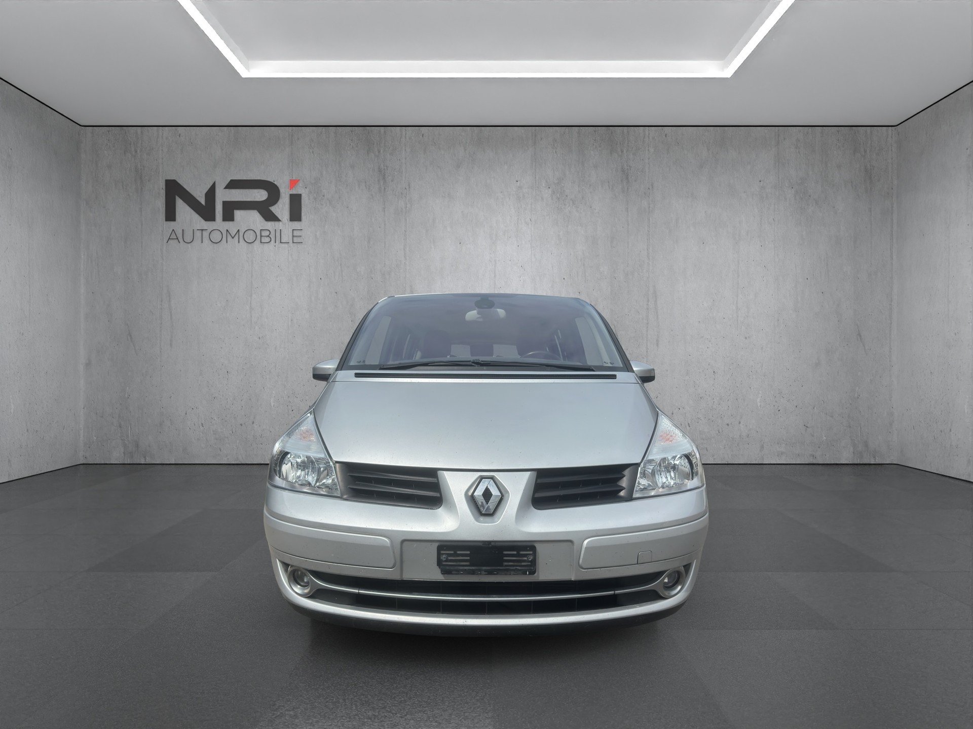 RENAULT Espace 2.0 dCi Swiss Edition-image-1