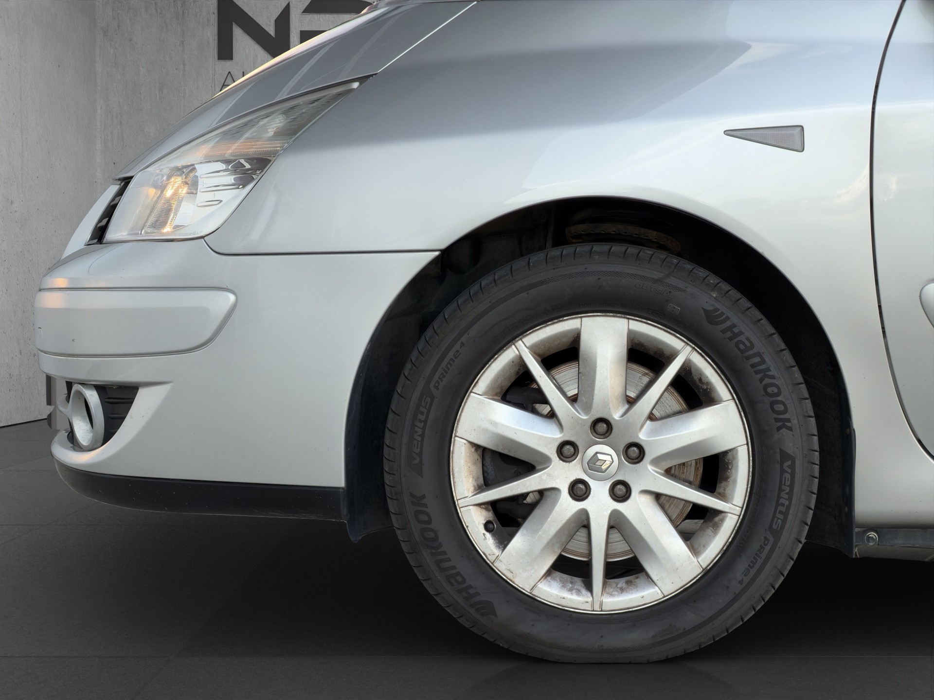 RENAULT Espace 2.0 dCi Swiss Edition-image-8