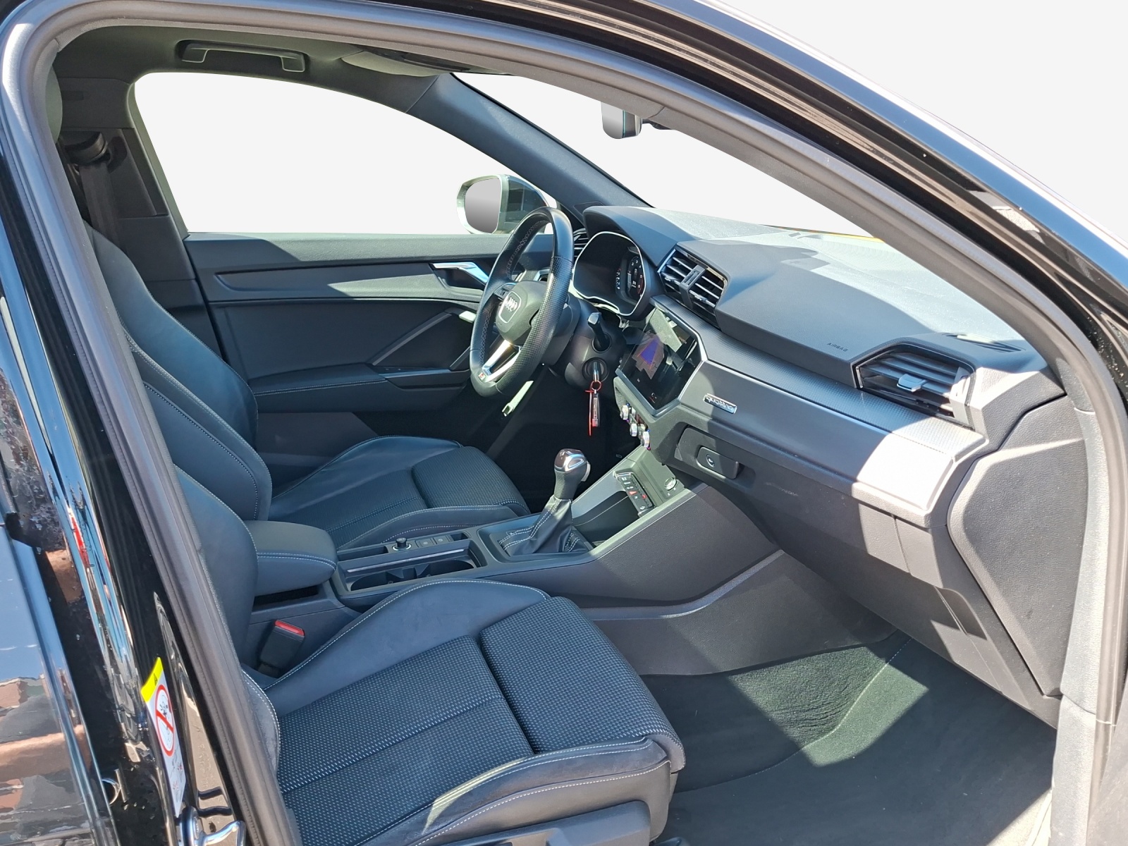AUDI Q3 Sportback 35 TDI S line Attraction quattro S-tronic-image-14