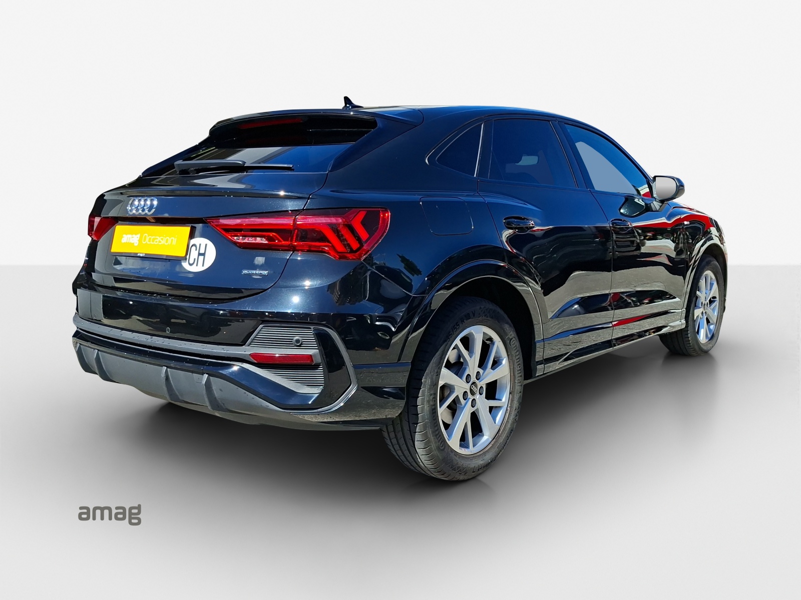 AUDI Q3 Sportback 35 TDI S line Attraction quattro S-tronic-image-4