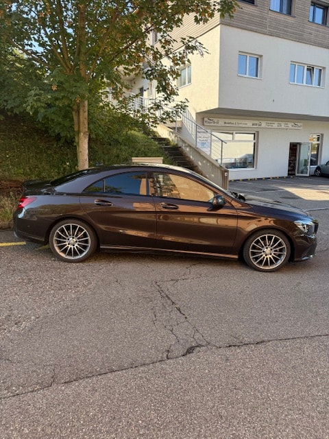 MERCEDES-BENZ CLA 200 Night Star 7G-DCT-image-3
