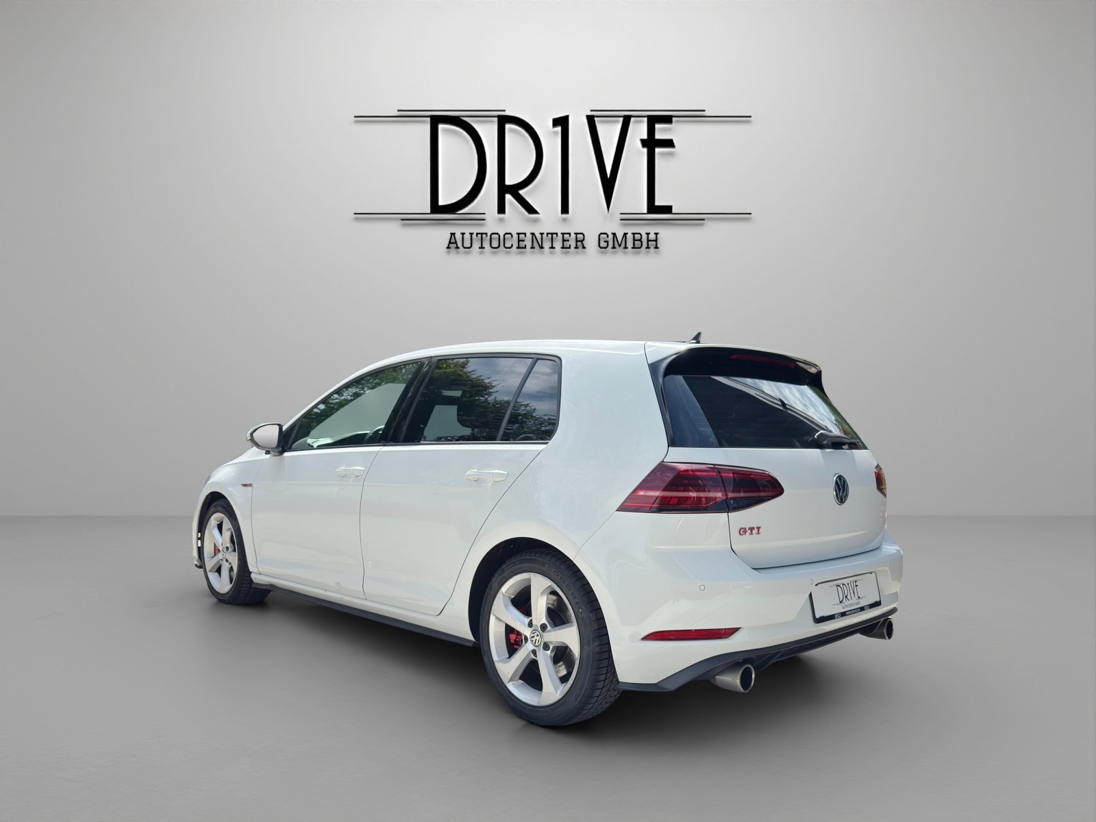 VW Golf 2.0 TSI GTI Performance DSG-image-6
