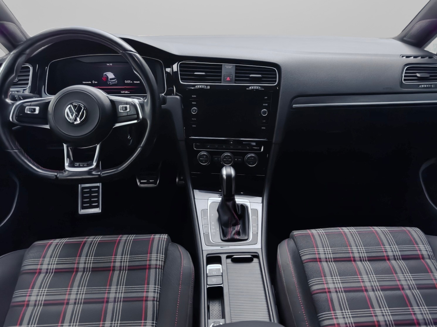VW Golf 2.0 TSI GTI Performance DSG-image-8