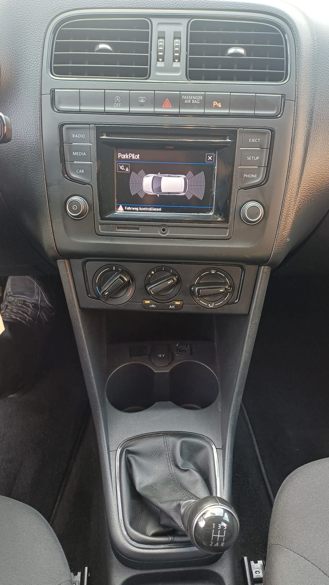 VW Polo 1.0 BMT Trendline Frisch MFK-image-13
